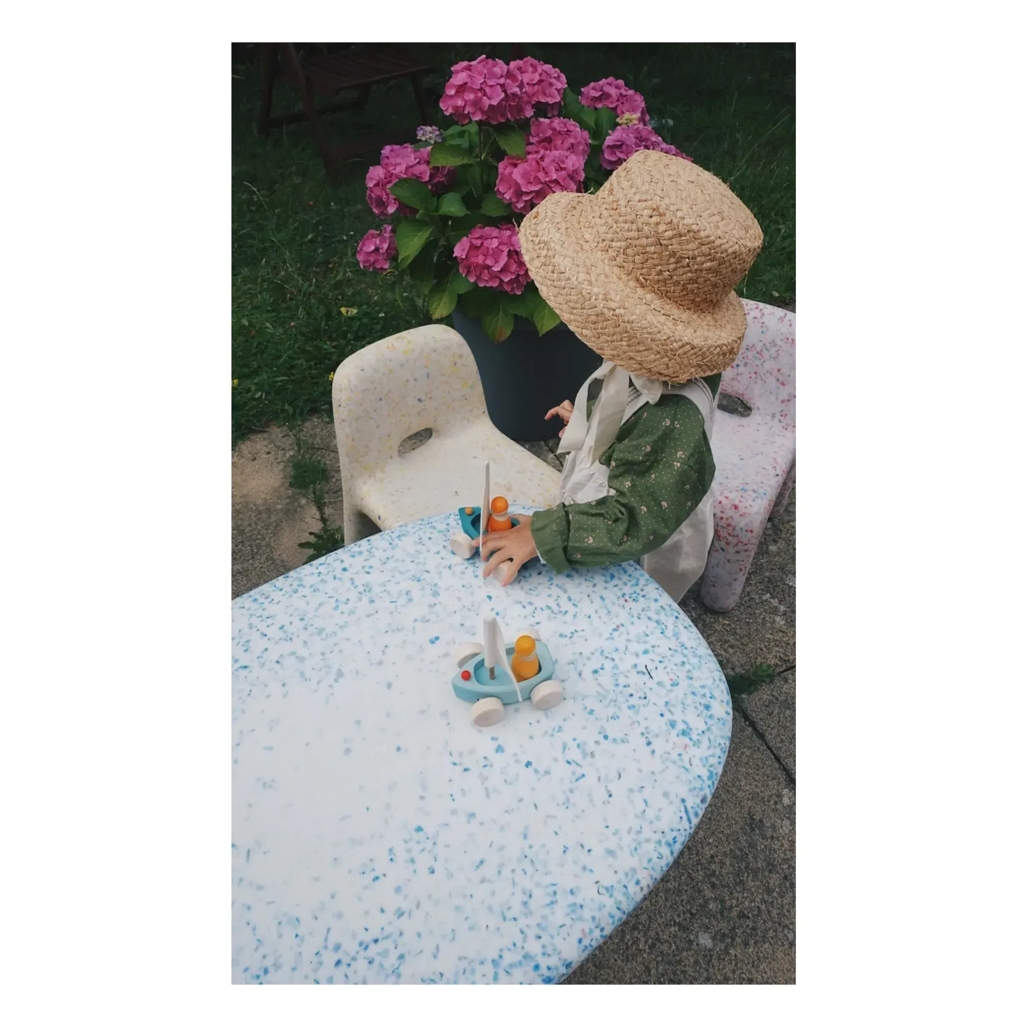 Luisa Table - Ocean, Ecothylene® alternate view