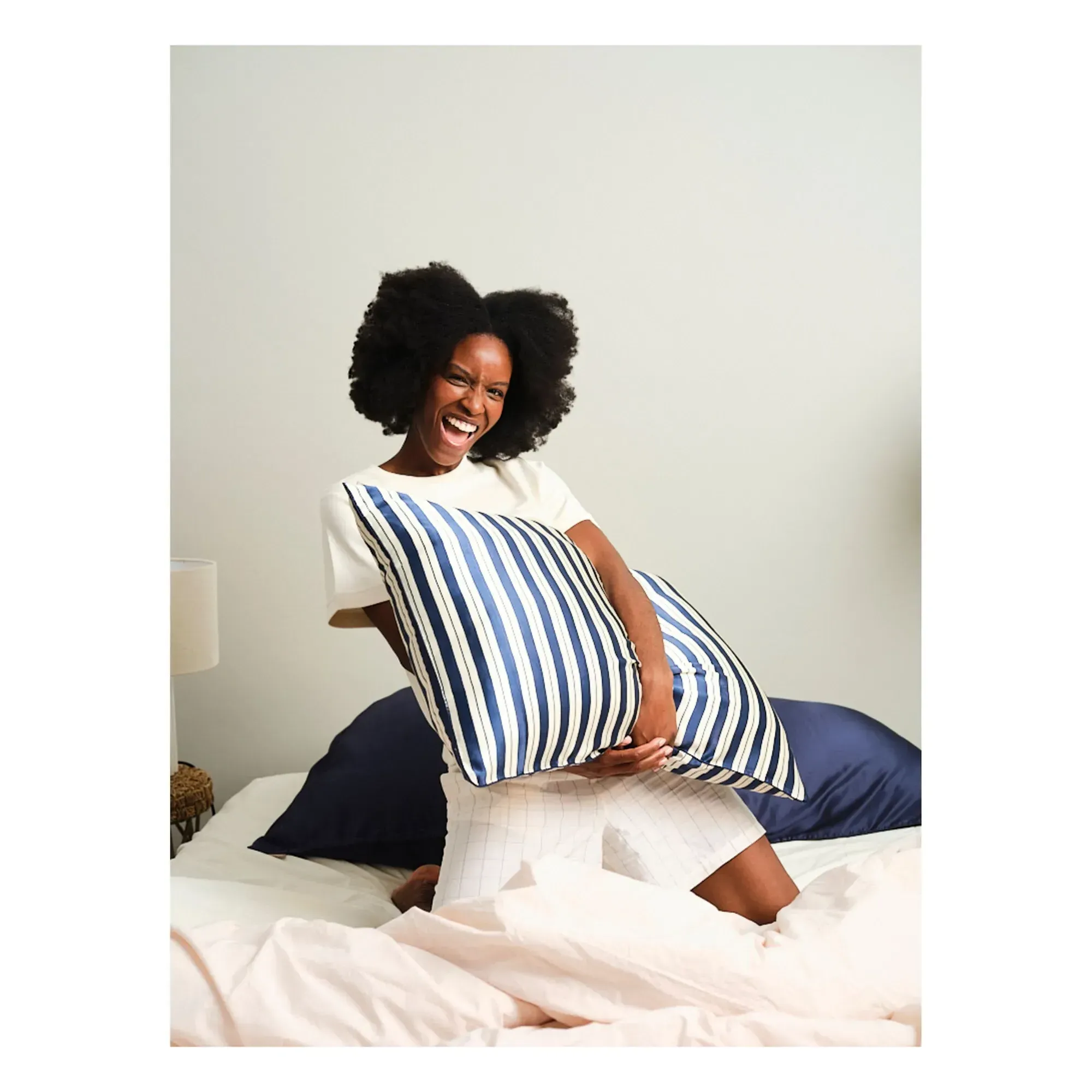 Stripes Mulberry Silk Pillowcase - Dark Blue alternate view