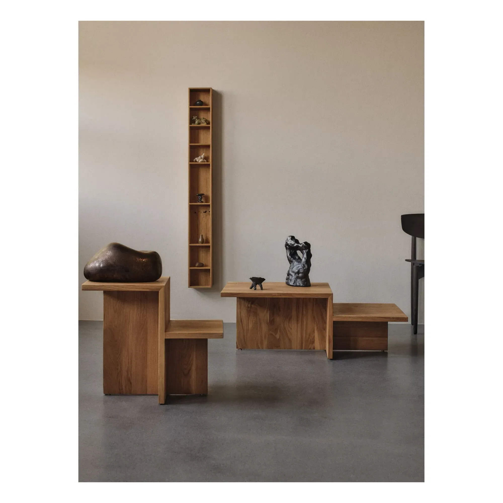 Distinct Coffee Table - Light Wood, Solid Oak alternate view