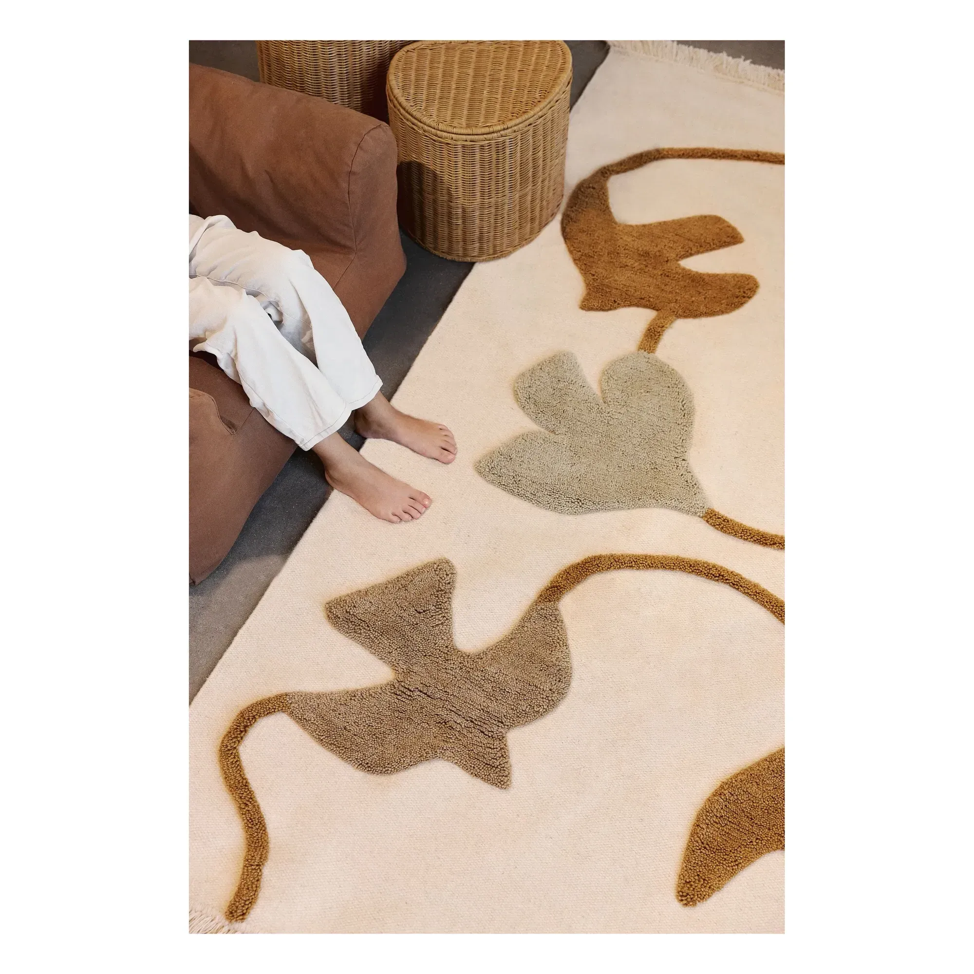 Swif Bird Wool Rug - Beige alternate view