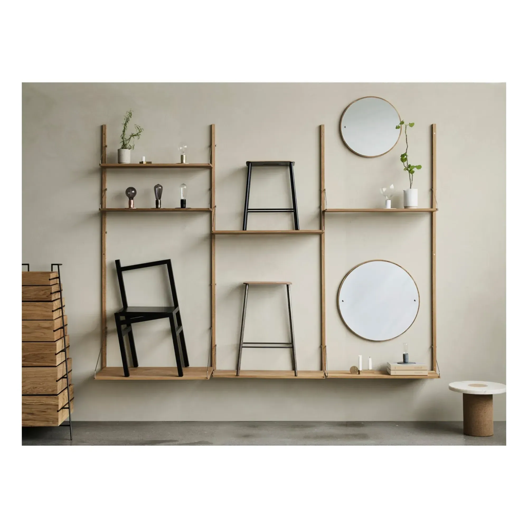 CM1 Round Wall Mirror - Oak, Wood alternate view