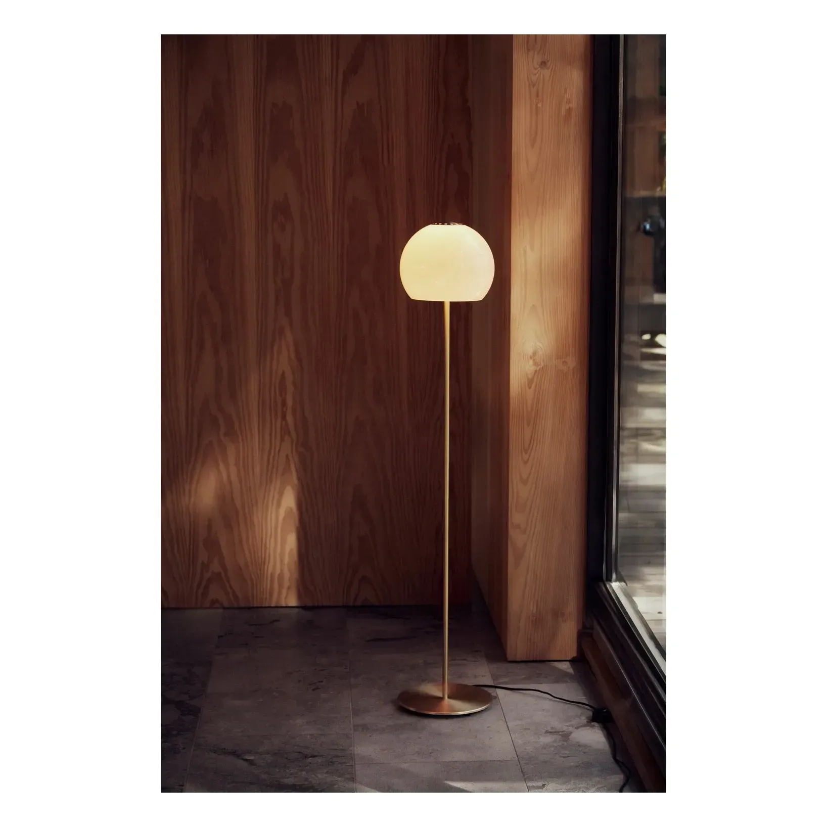 Benny Frandsen Ball Floor Lamp - Sand Grey alternate view