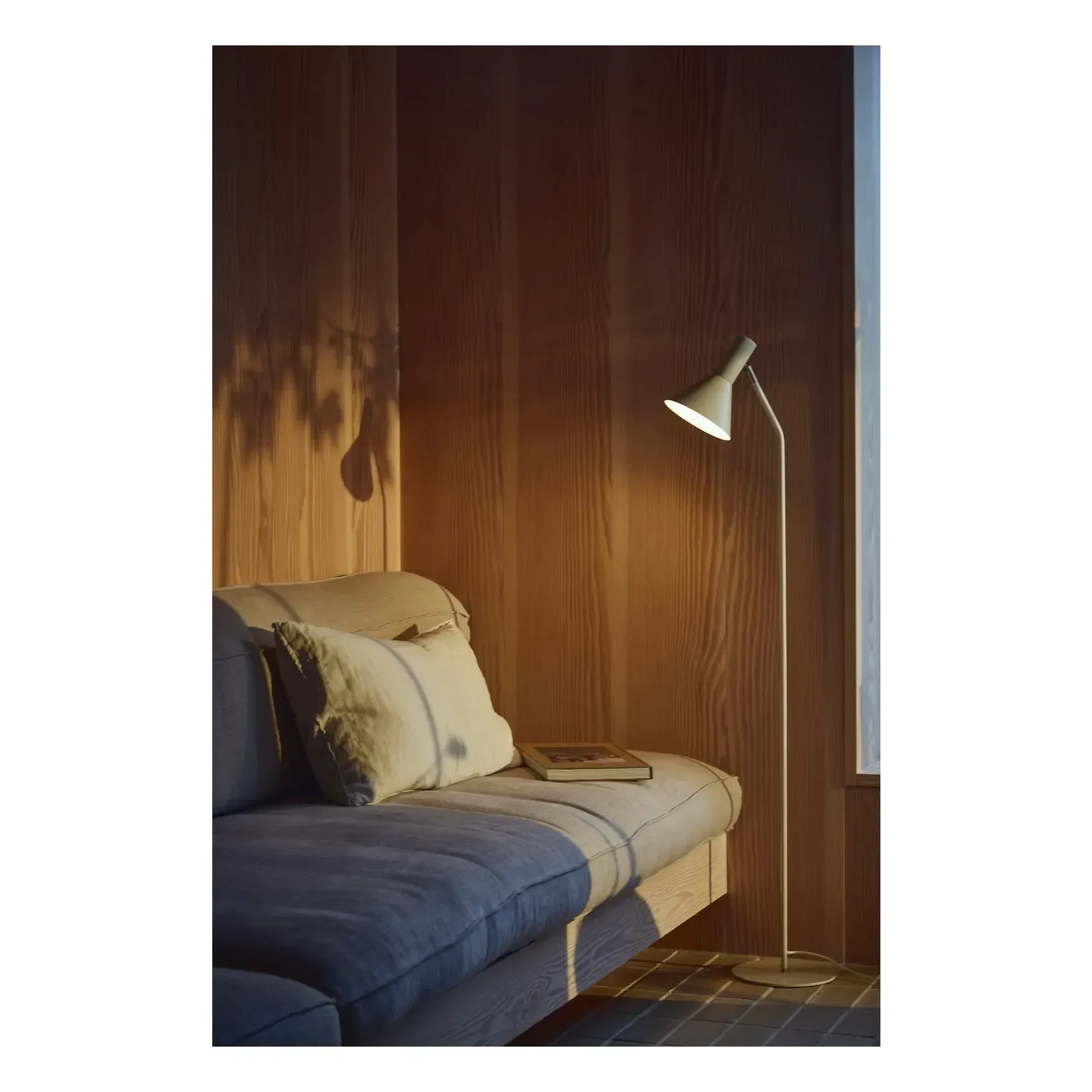 Lyss Toni Rie Floor Lamp with Adjustable Tilt - Vanilla alternate view