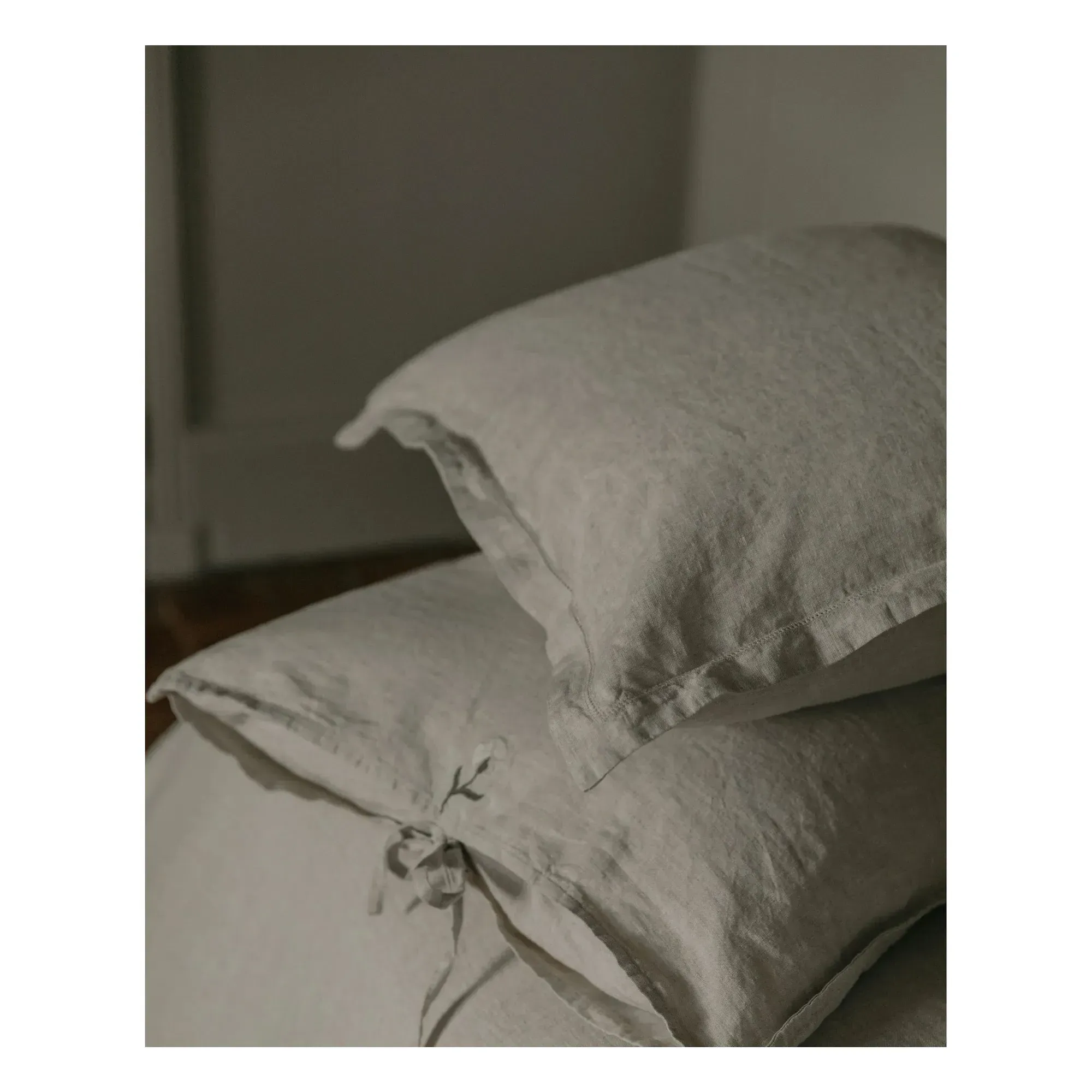 Linen Pillowcase - Beige, Linen alternate view