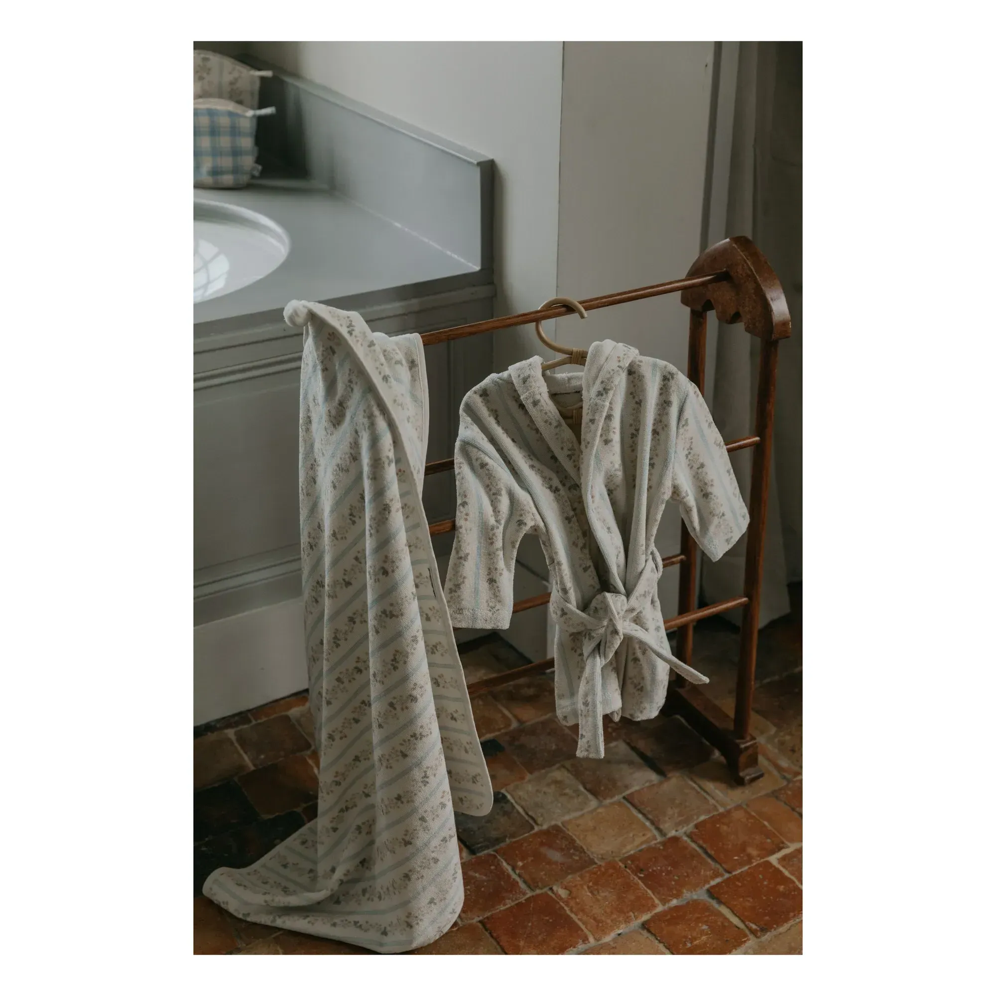 Strawberry Garland Hooded Bath Towel - Ecru, Cotton Terry alternate view