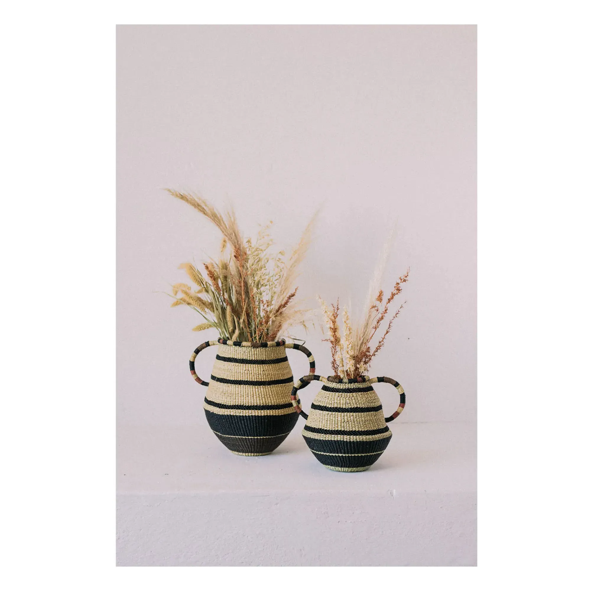 Hand on Hip Handwoven Pot - Natural, Veta Vera Grass alternate view