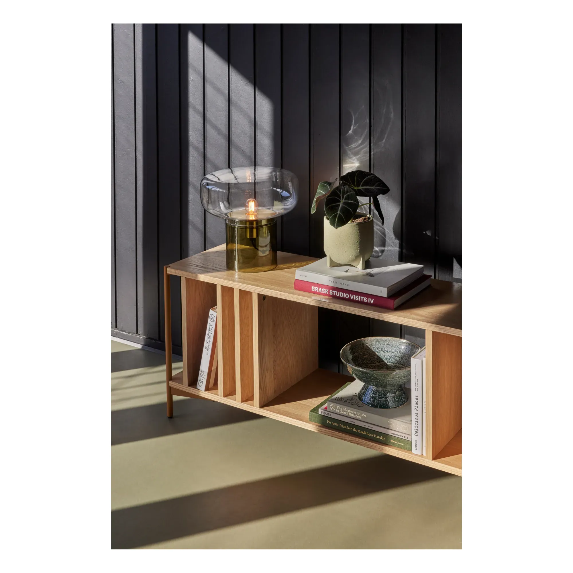 Crave Table Lamp - Transparent, Glass alternate view