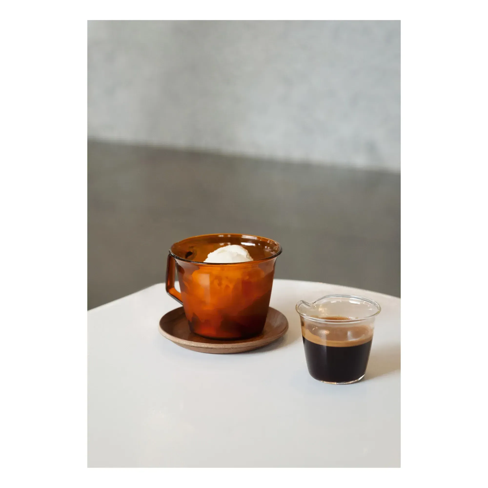 Cast Mug 220ml - Amber, Glass alternate view