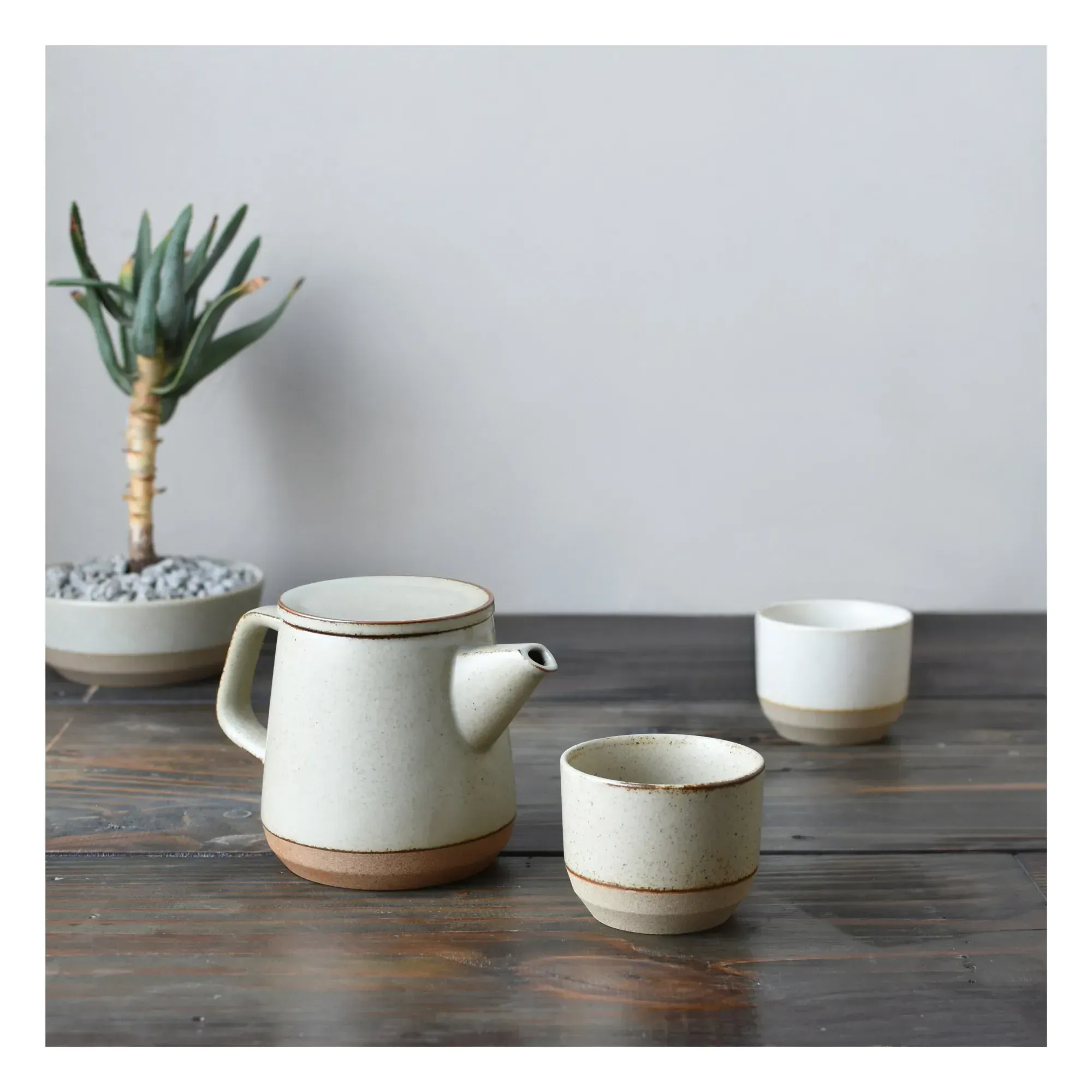 Kinto 500ml Teapot - Beige, Porcelain alternate view