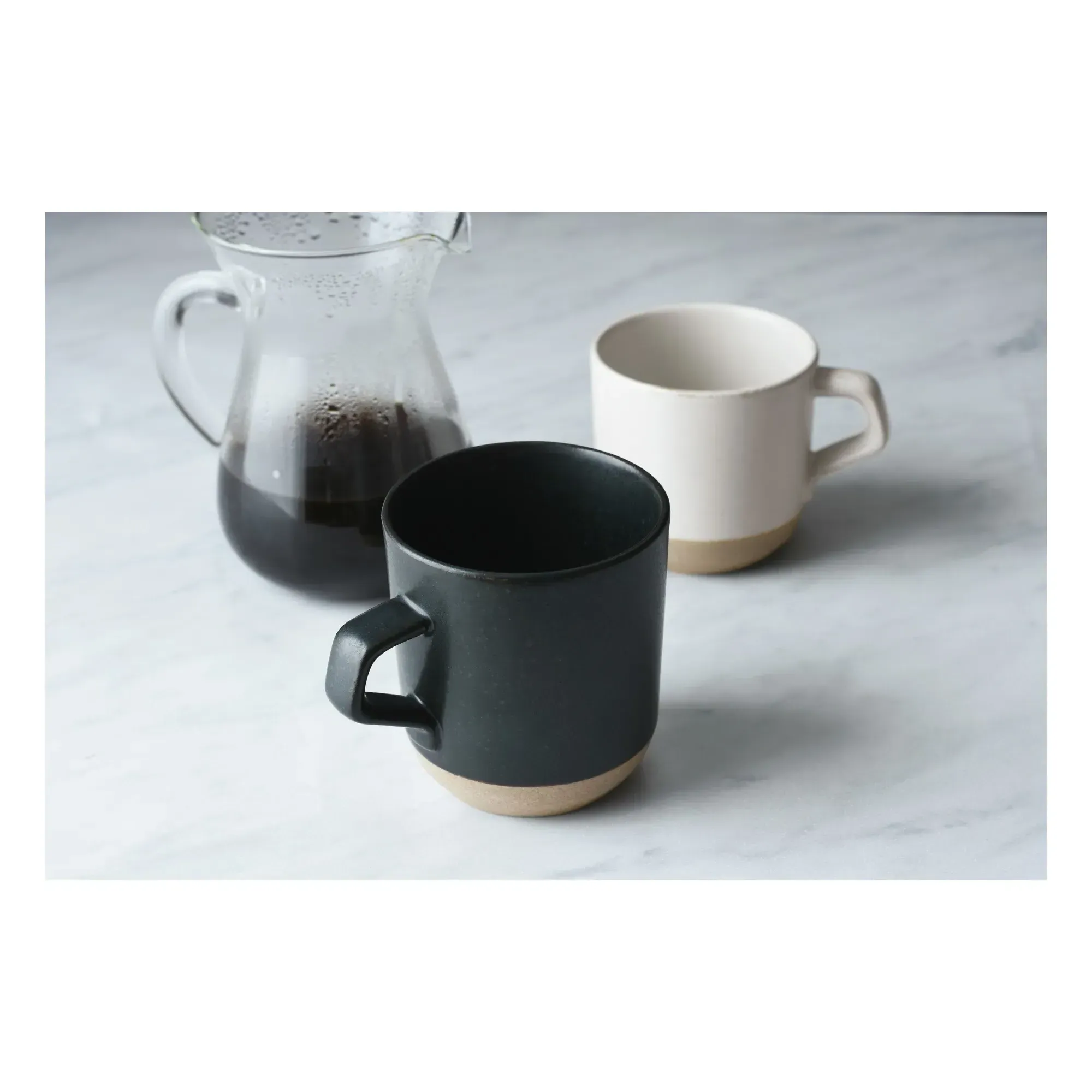 Kinto Porcelain Mug with Handle - White alternate view