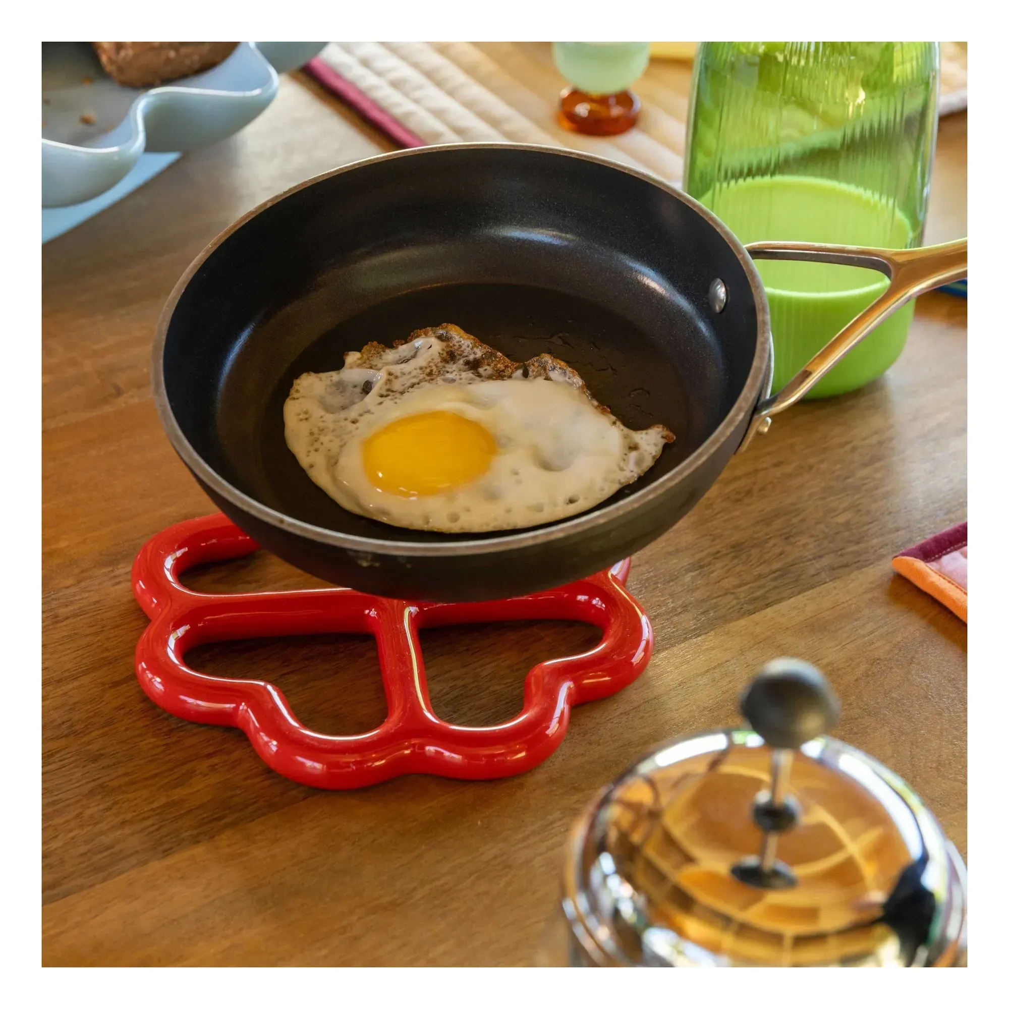 Clover Trivet - Red, Stoneware alternate view