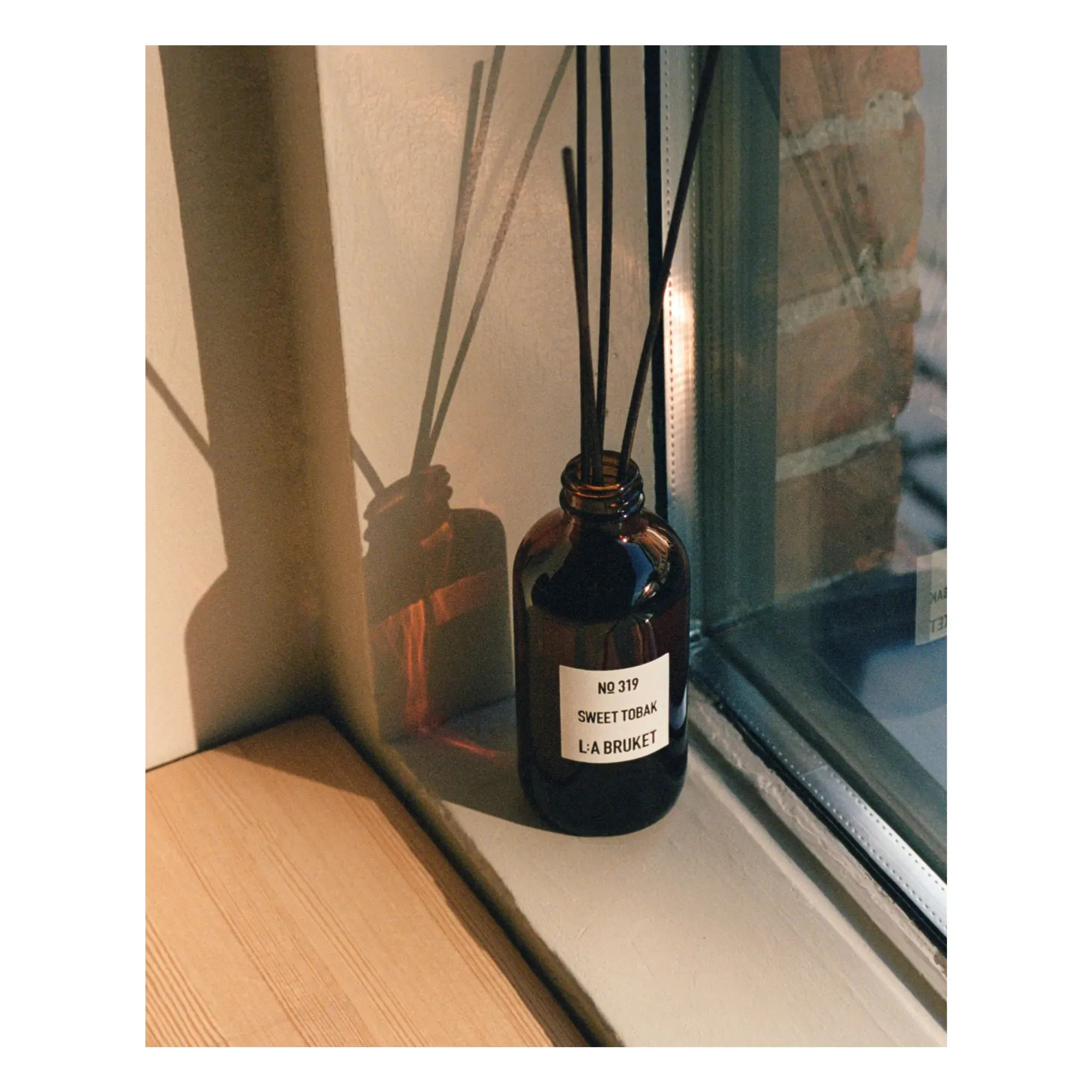 L:A Bruket Sweet Tobak Home Diffuser - 200ml alternate view