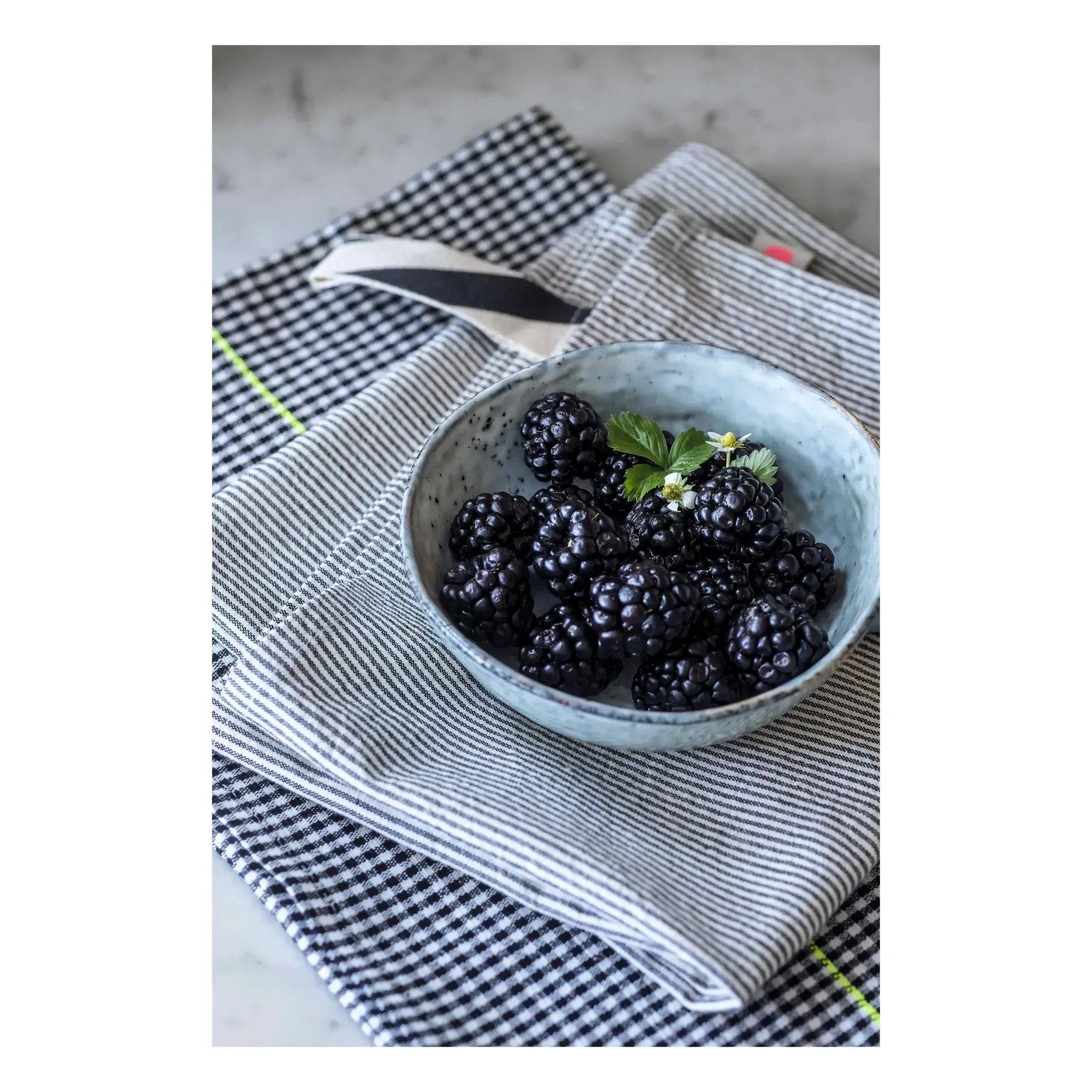 Finette Striped Tea Towel - Caviar, Cotton alternate view
