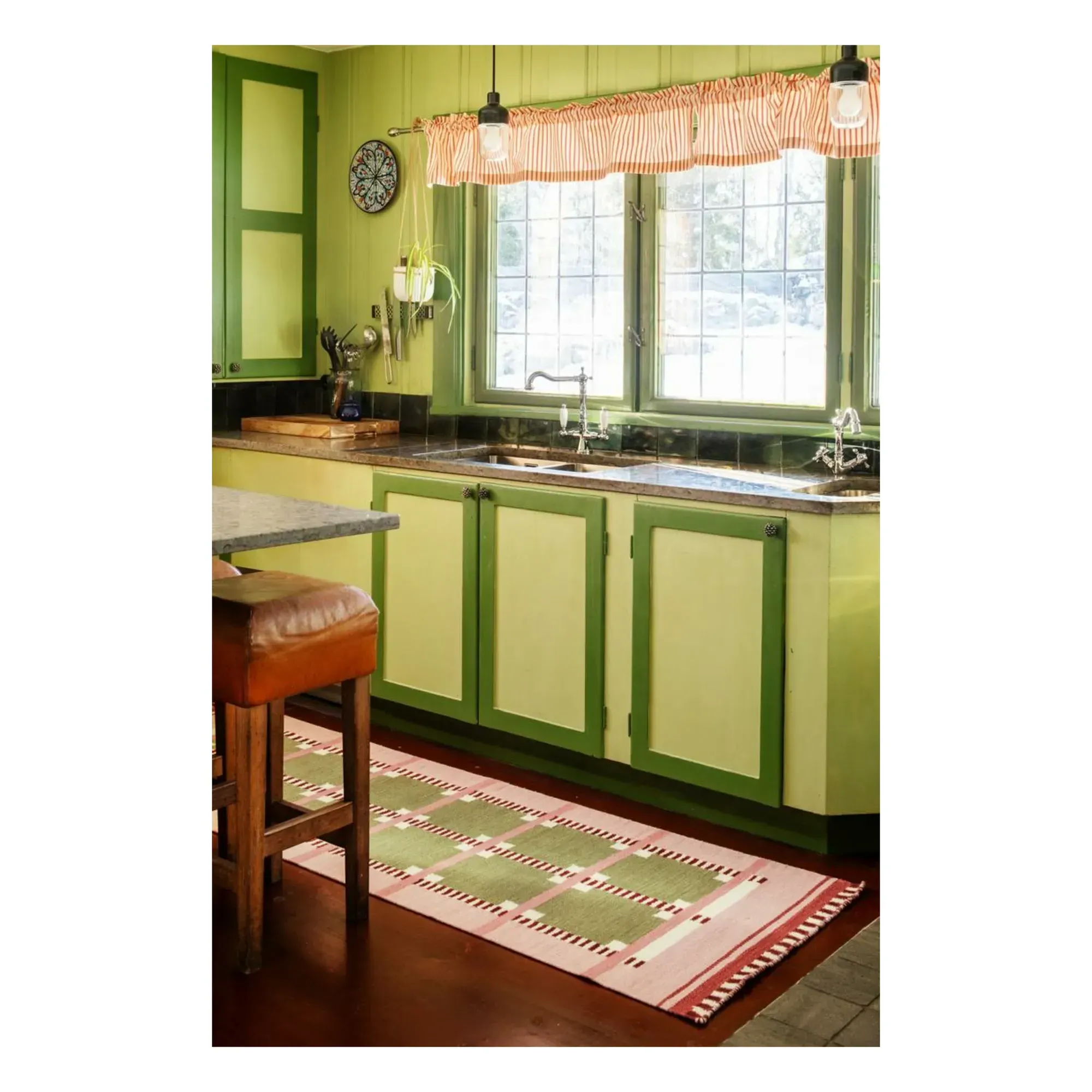 Röllakan Ruth Wool Runner Carpet - Green alternate view