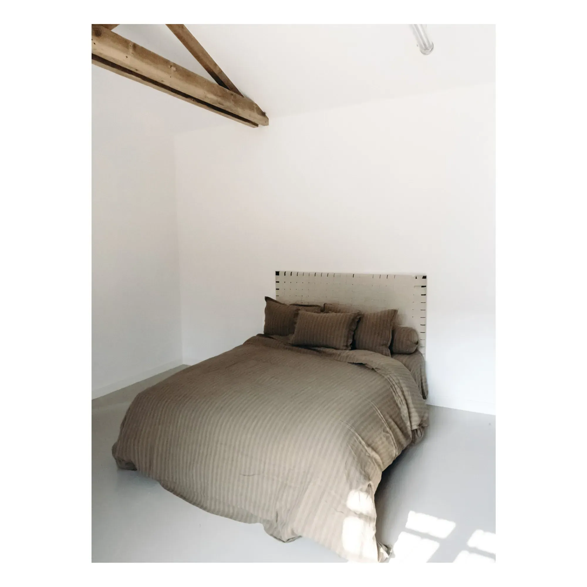 Sandhills Linen Pillowcase - Brown alternate view
