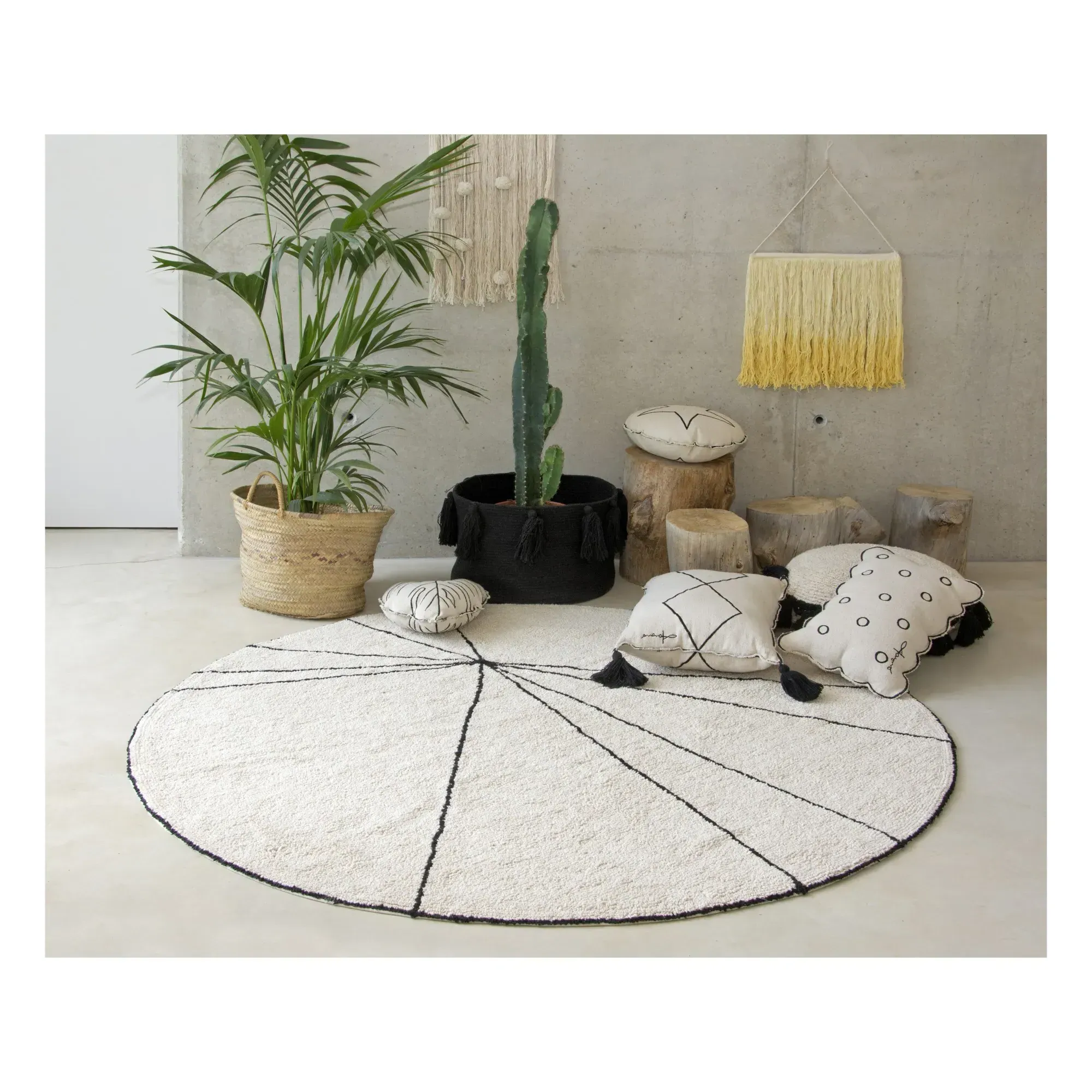 Lorena Canals Line Round Rug - Beige, Cotton alternate view