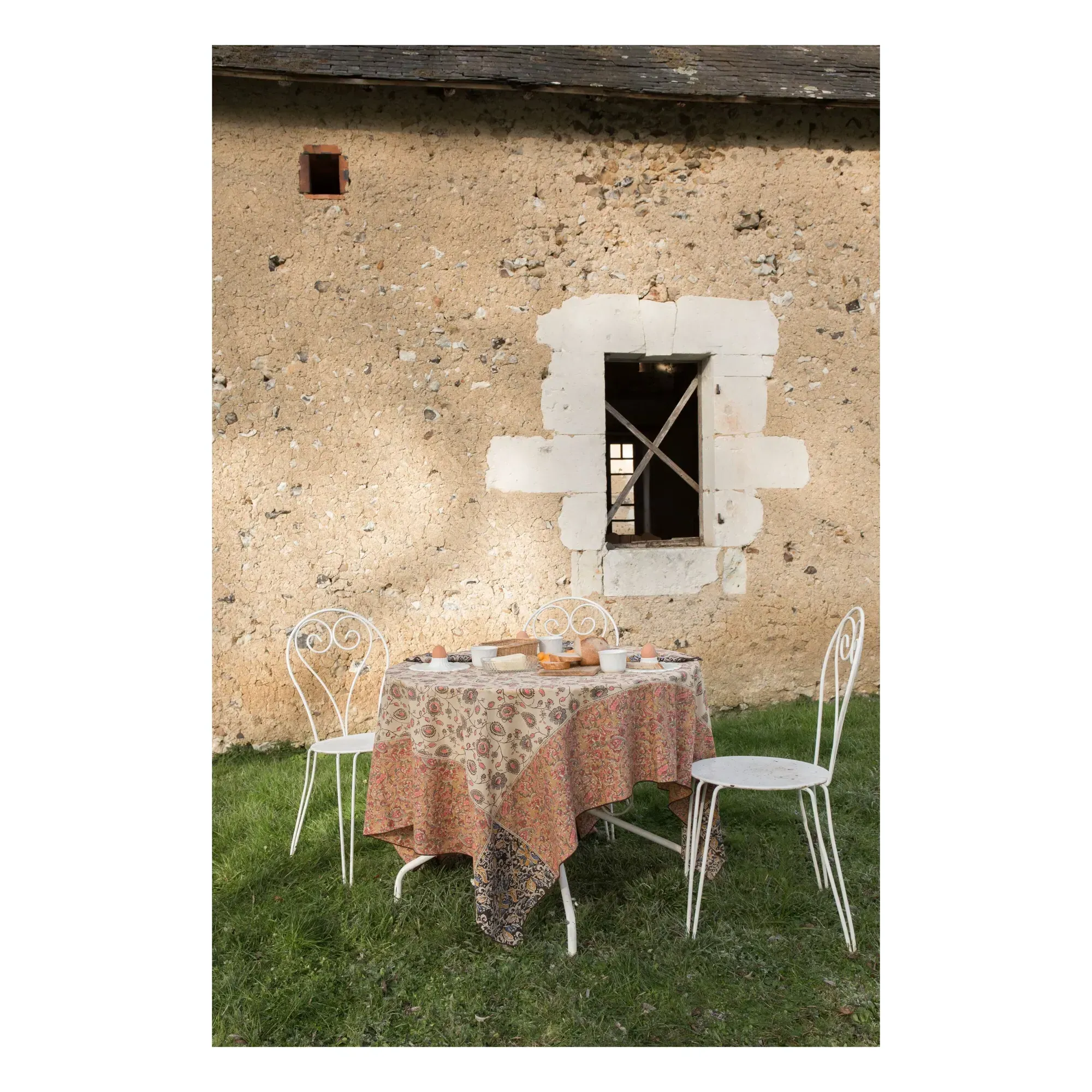 Carla Organic Cotton Tablecloth - Cream alternate view