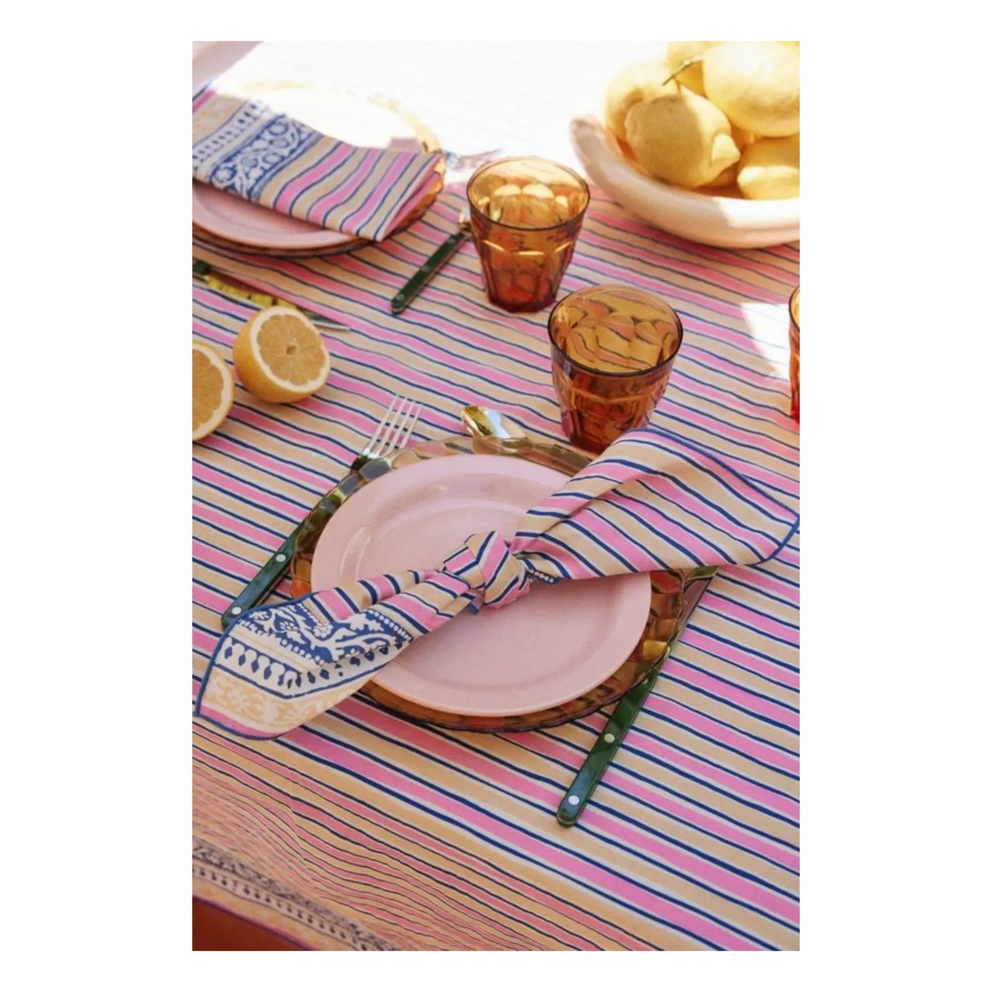 Carlotta Set of 4 Napkins - Fuchsia, Organic Cotton alternate view