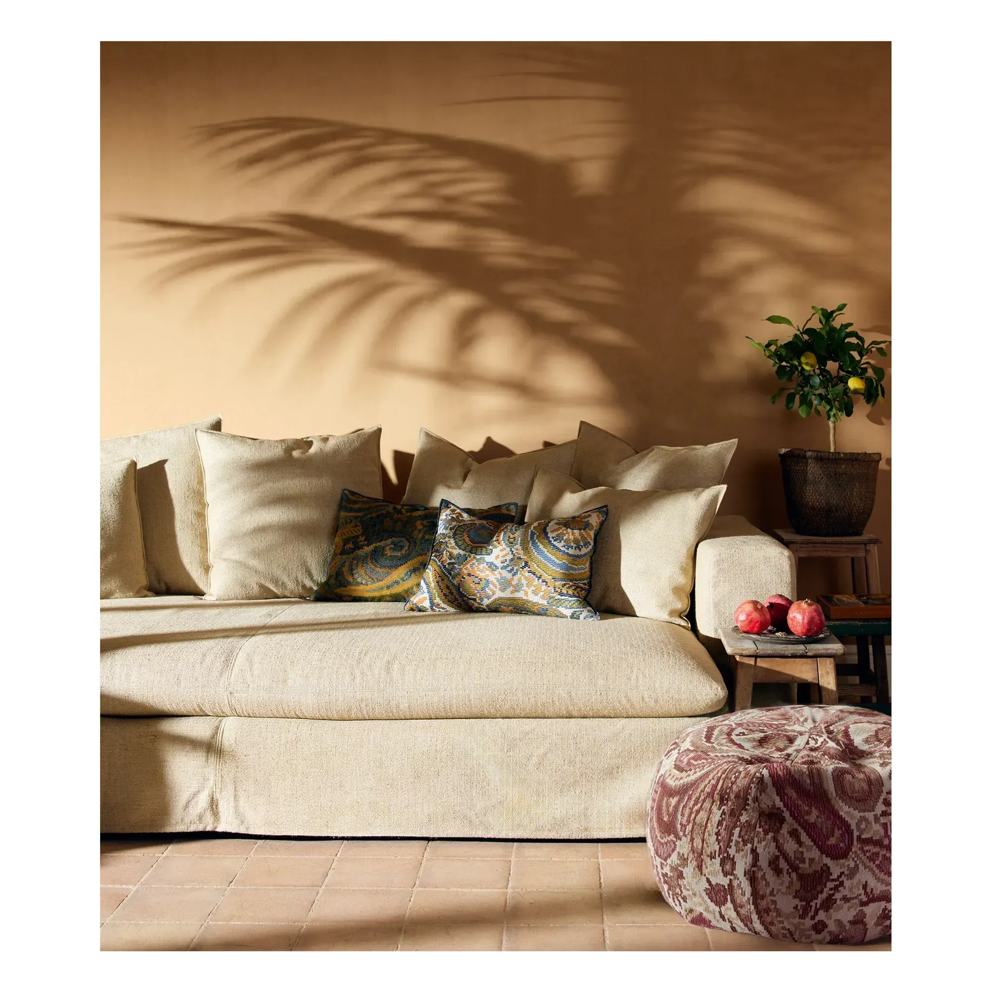 Bulle Jacquard Paisley Indoor/Outdoor Pouf - Pink, Polypropylene alternate view