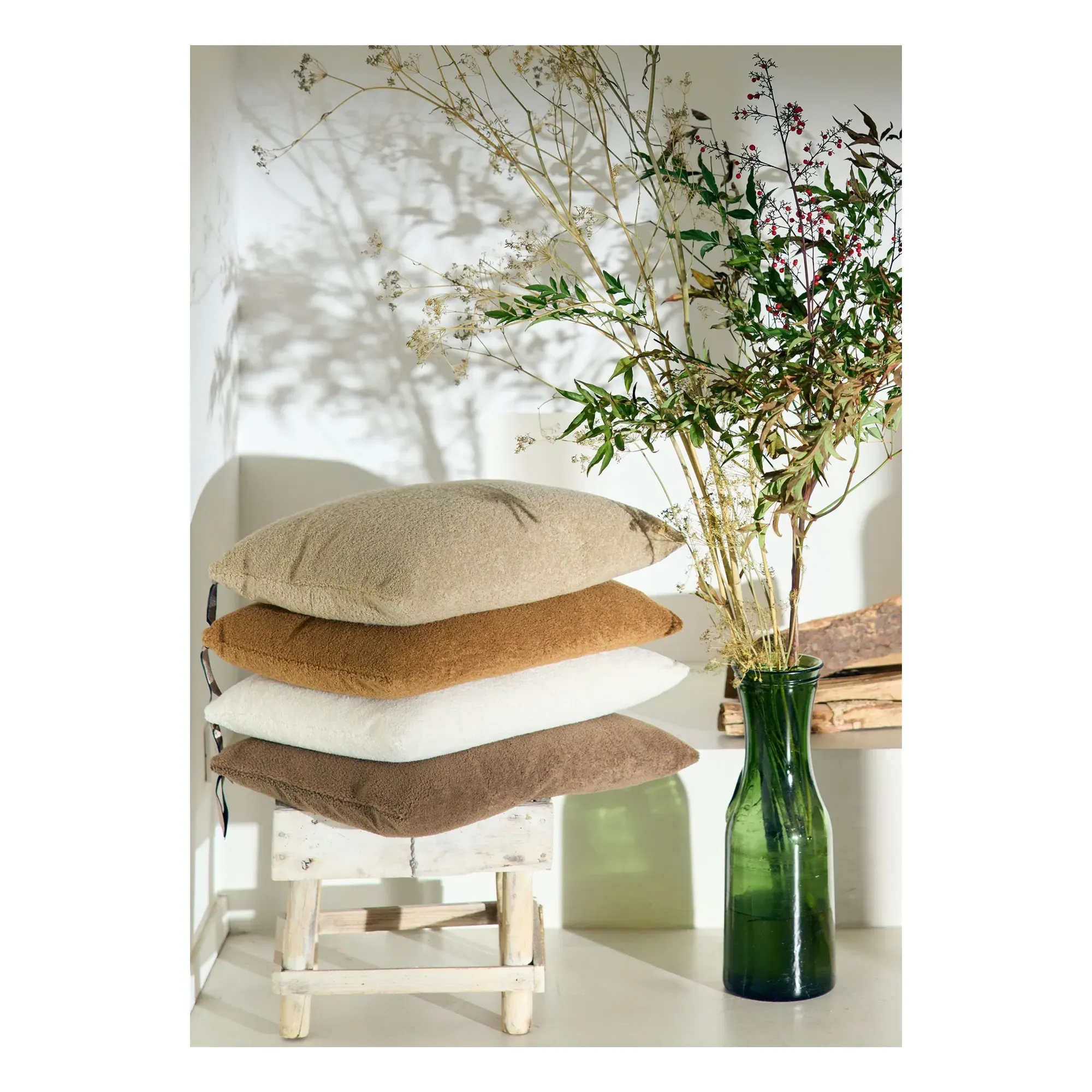 Vice Versa Bouclette Teddy Cushion - Off-White, Polyester alternate view
