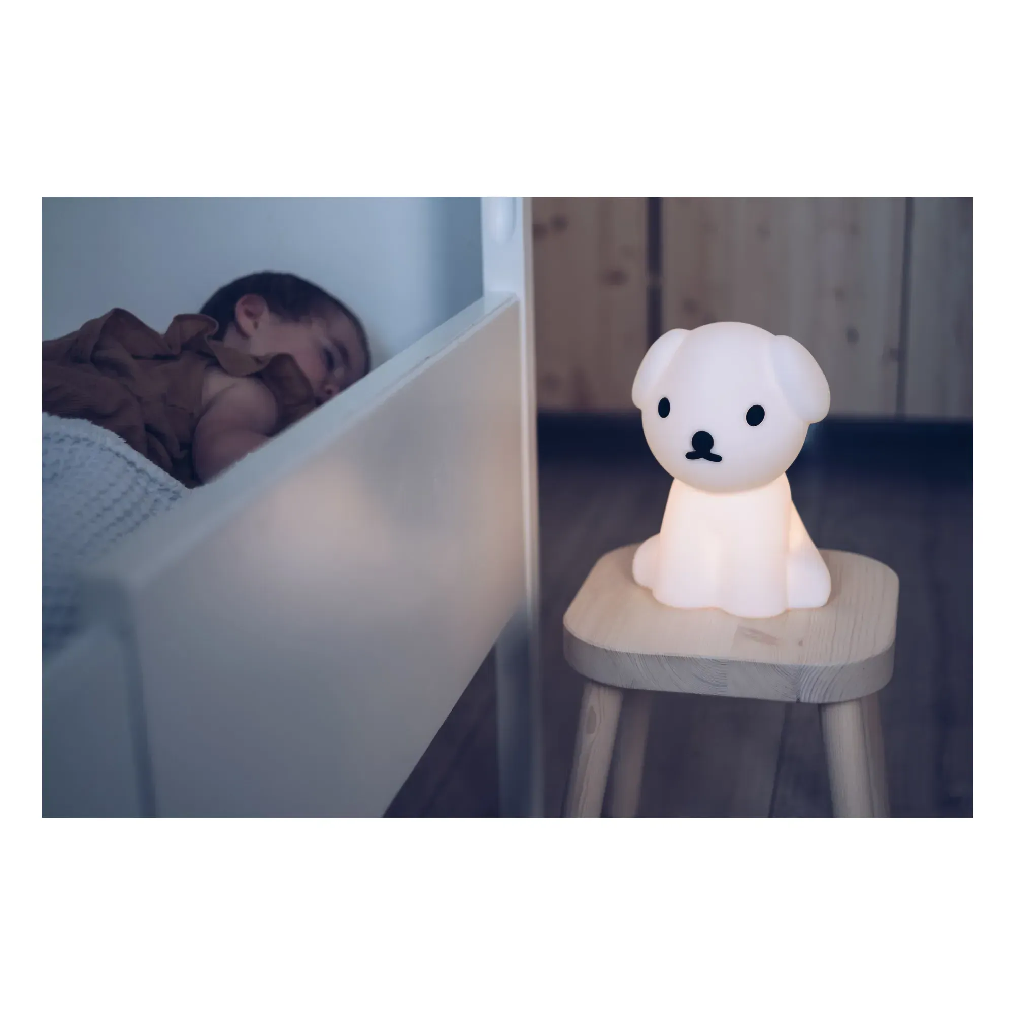 Snuffy Soft Silicone Night Light - White alternate view