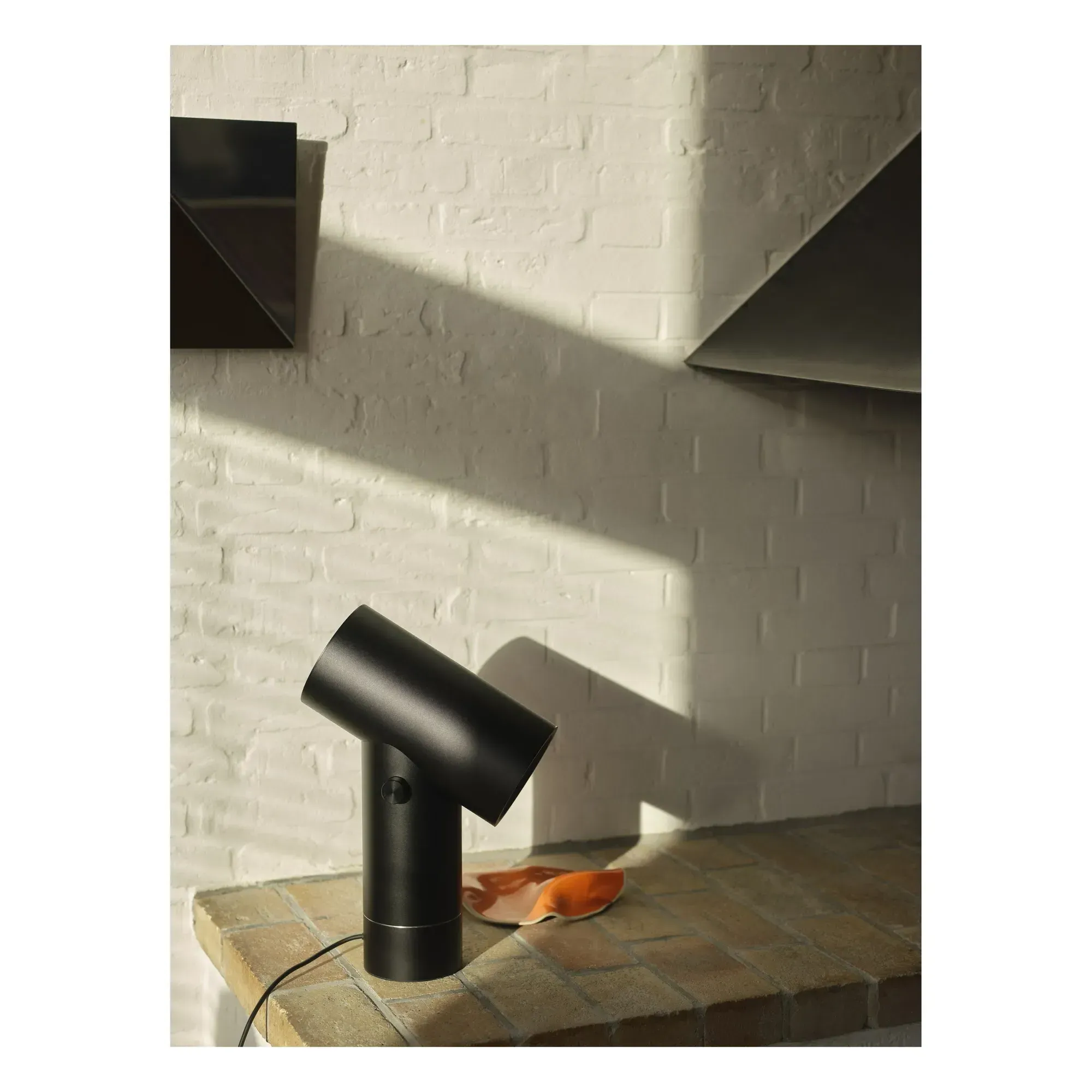 Beam by Tom Chung Table Lamp - Black, Anodized Aluminum alternate view