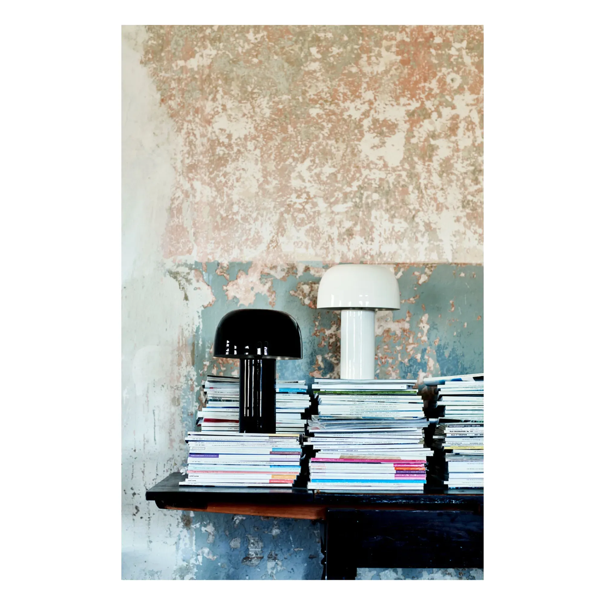 Diva Table Lamp - White, Glass alternate view
