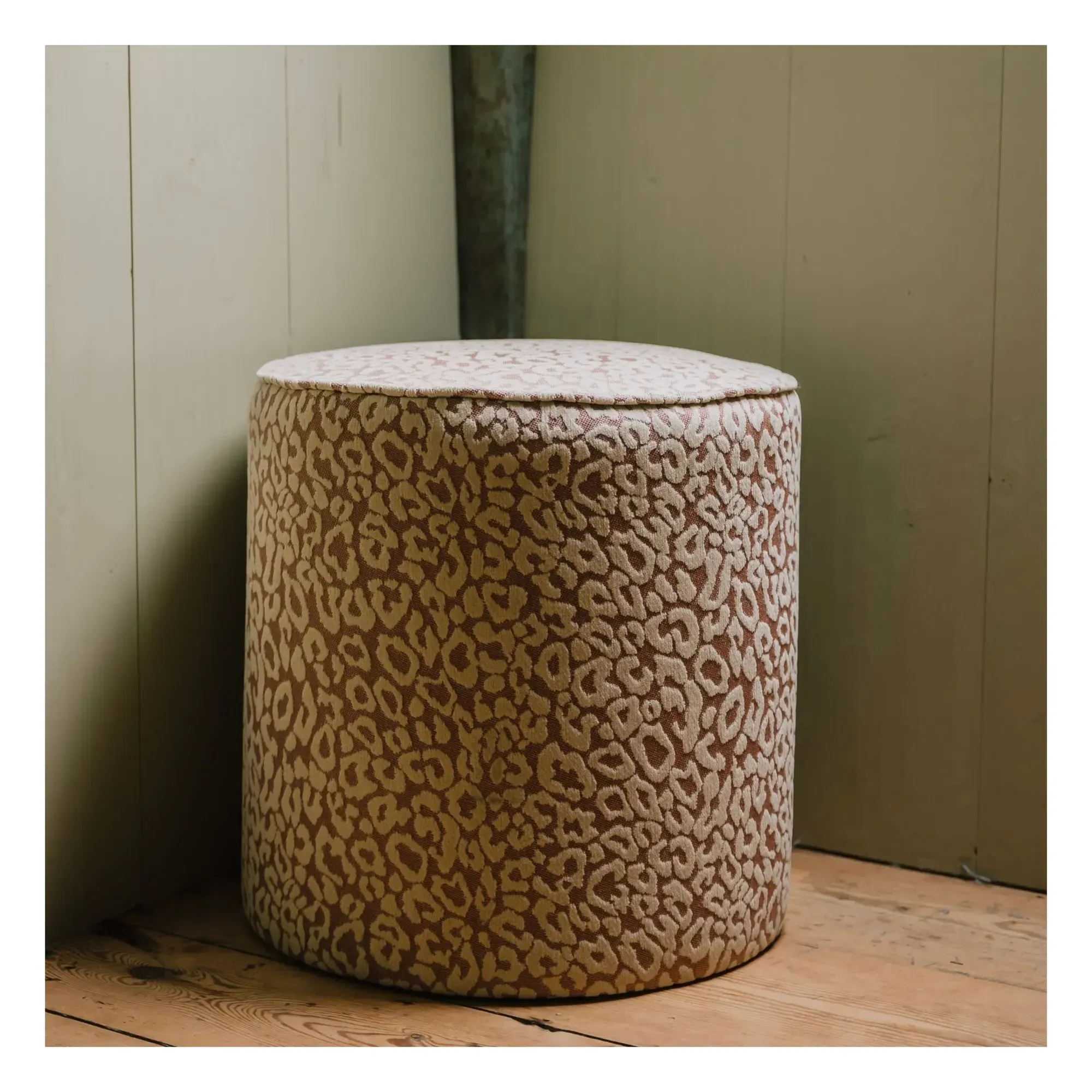 Maya Round Pouffe - Pink, Polypropylene alternate view