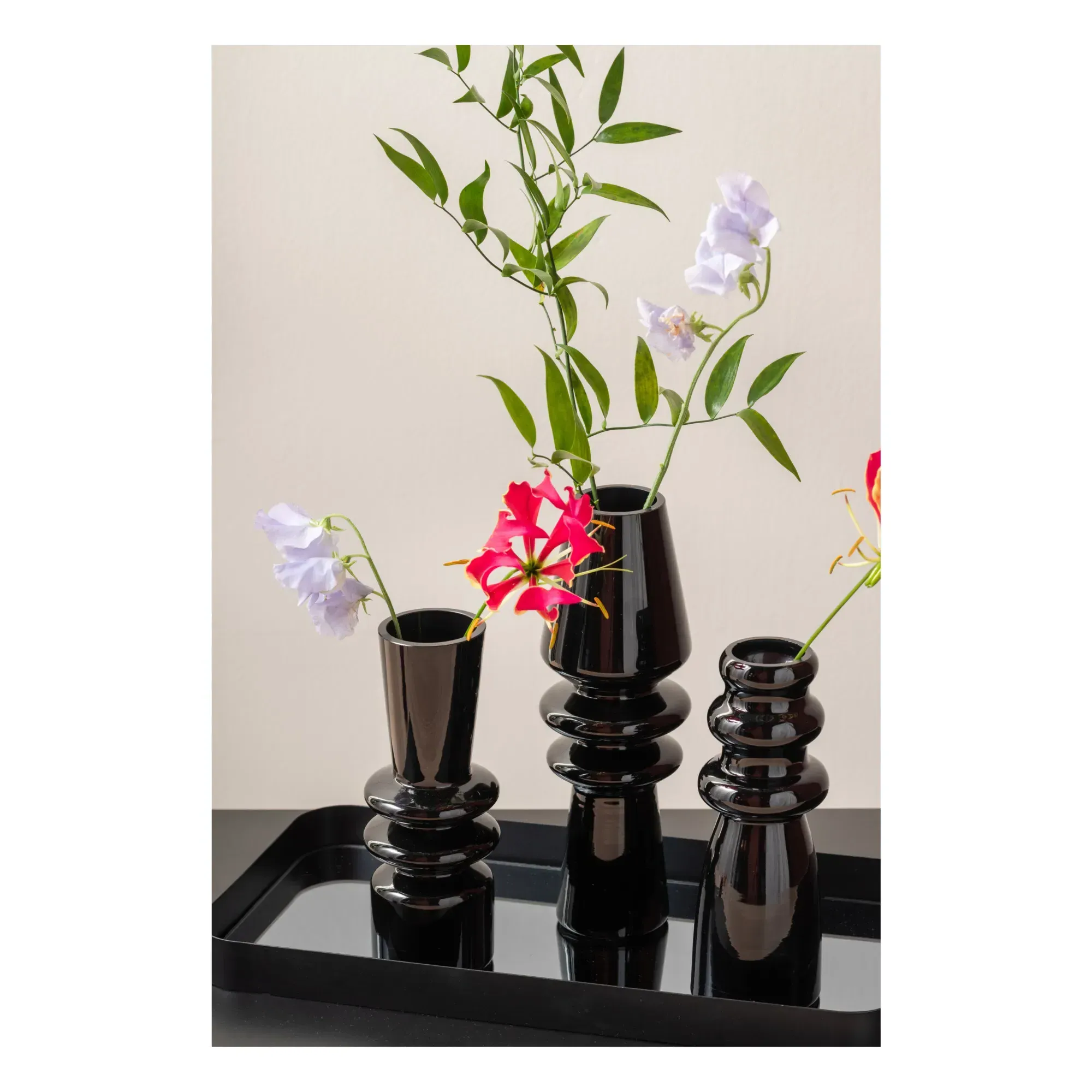 Sparkle Straight Vase - Black, Glass alternate view