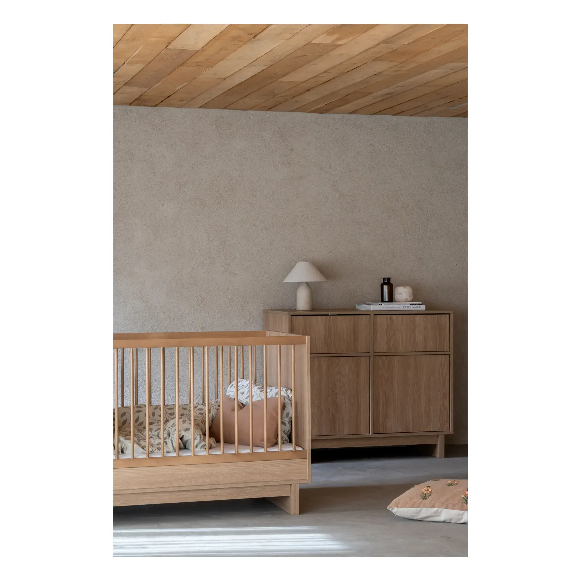 Kyo Convertible Cot Bed - Honey, Beech alternate view