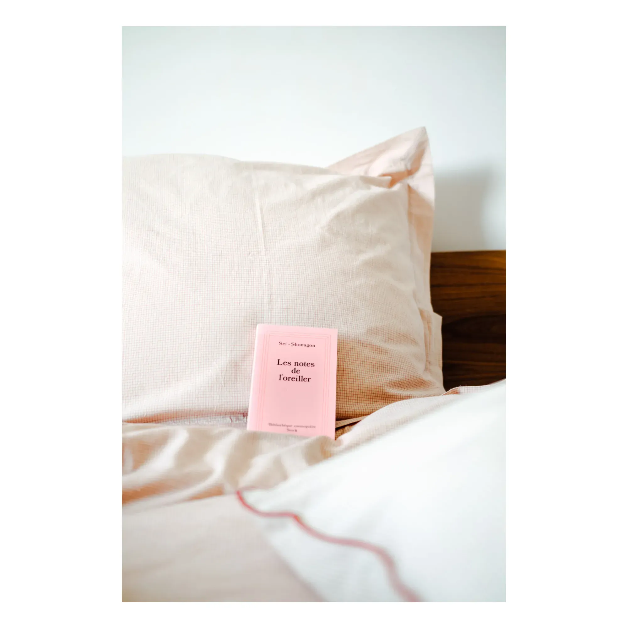 Grace Hand Woven Cotton Pillowcase Set of 2 - Red alternate view