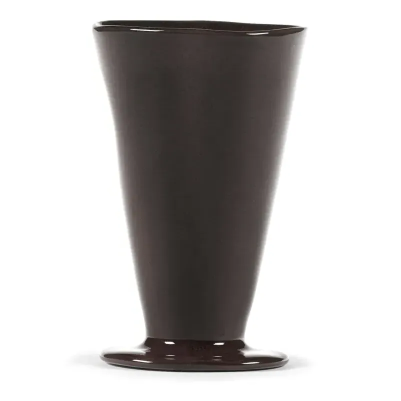 La Mère Goblet - Ebony, Sandstone alternate view