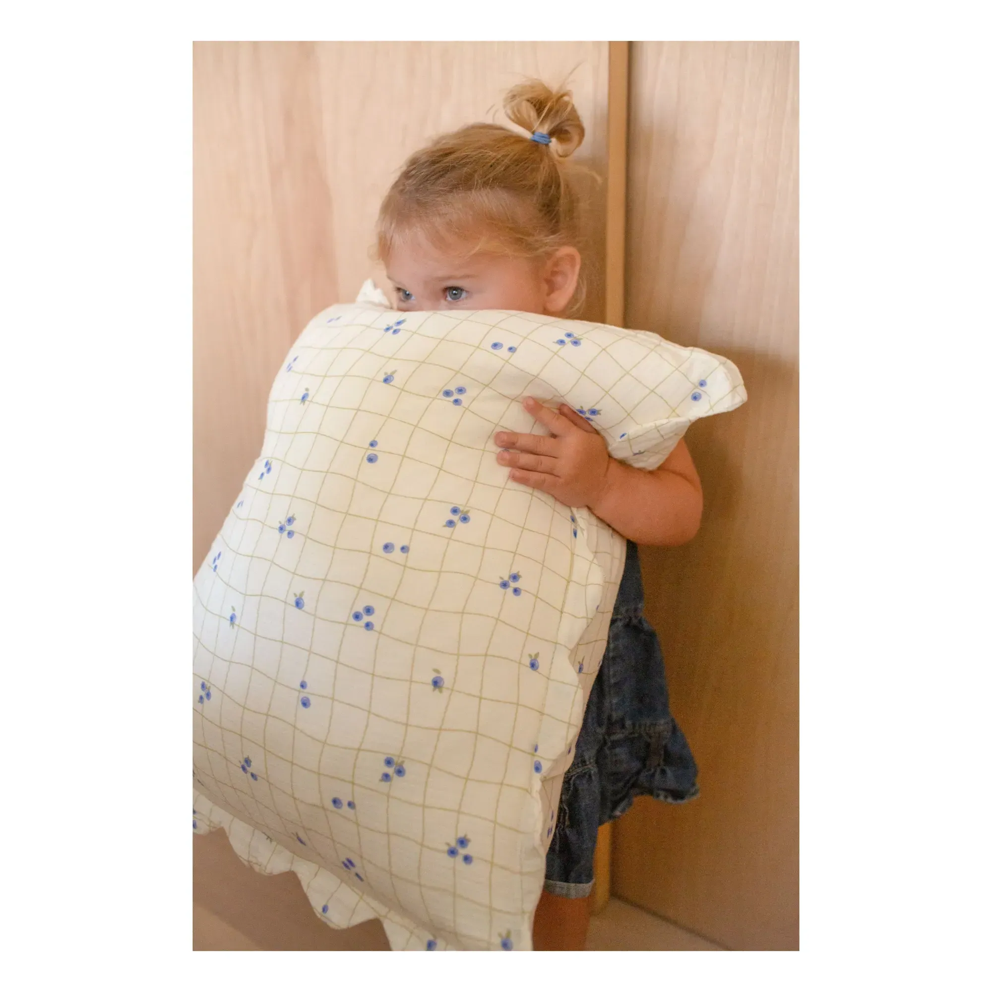 Blueberries Set of 2 Pillowcases - White, Organic Cotton product