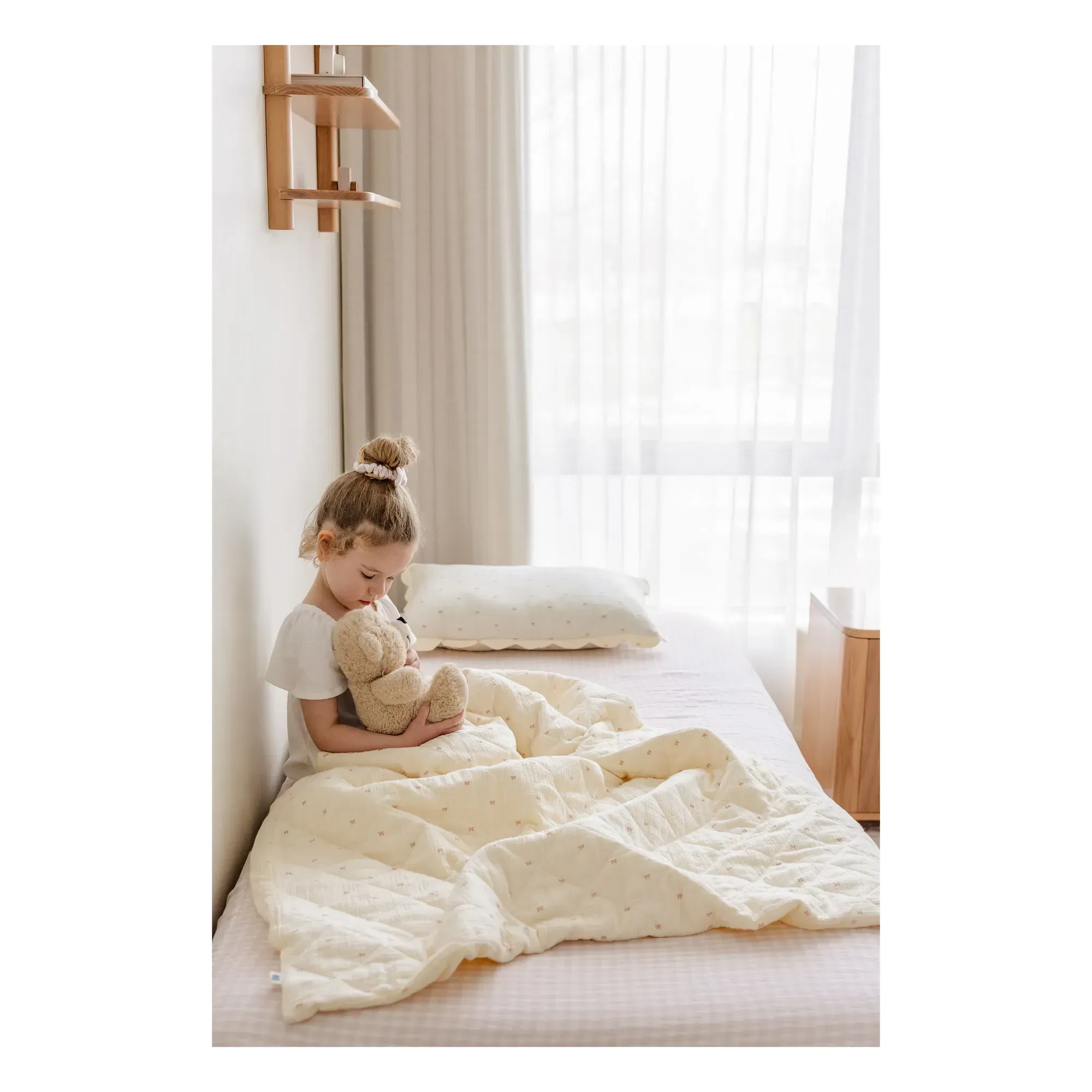 Organic Cotton Fitted Sheet - Pale Pink alternate view