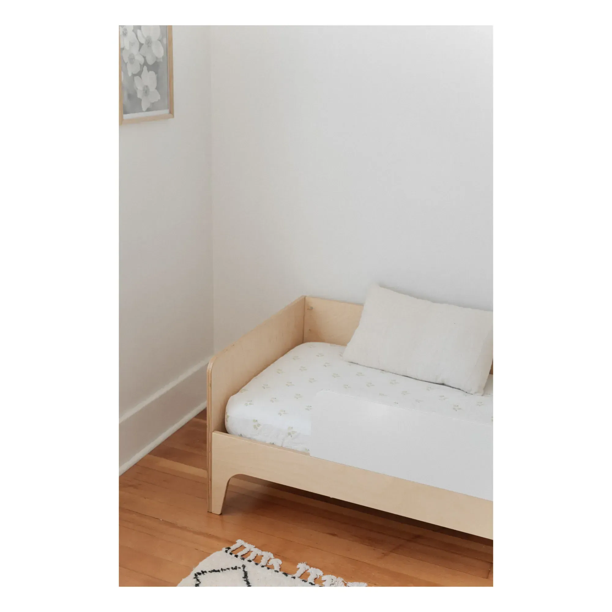 Organic Cotton Fitted Sheet - Pear alternate view