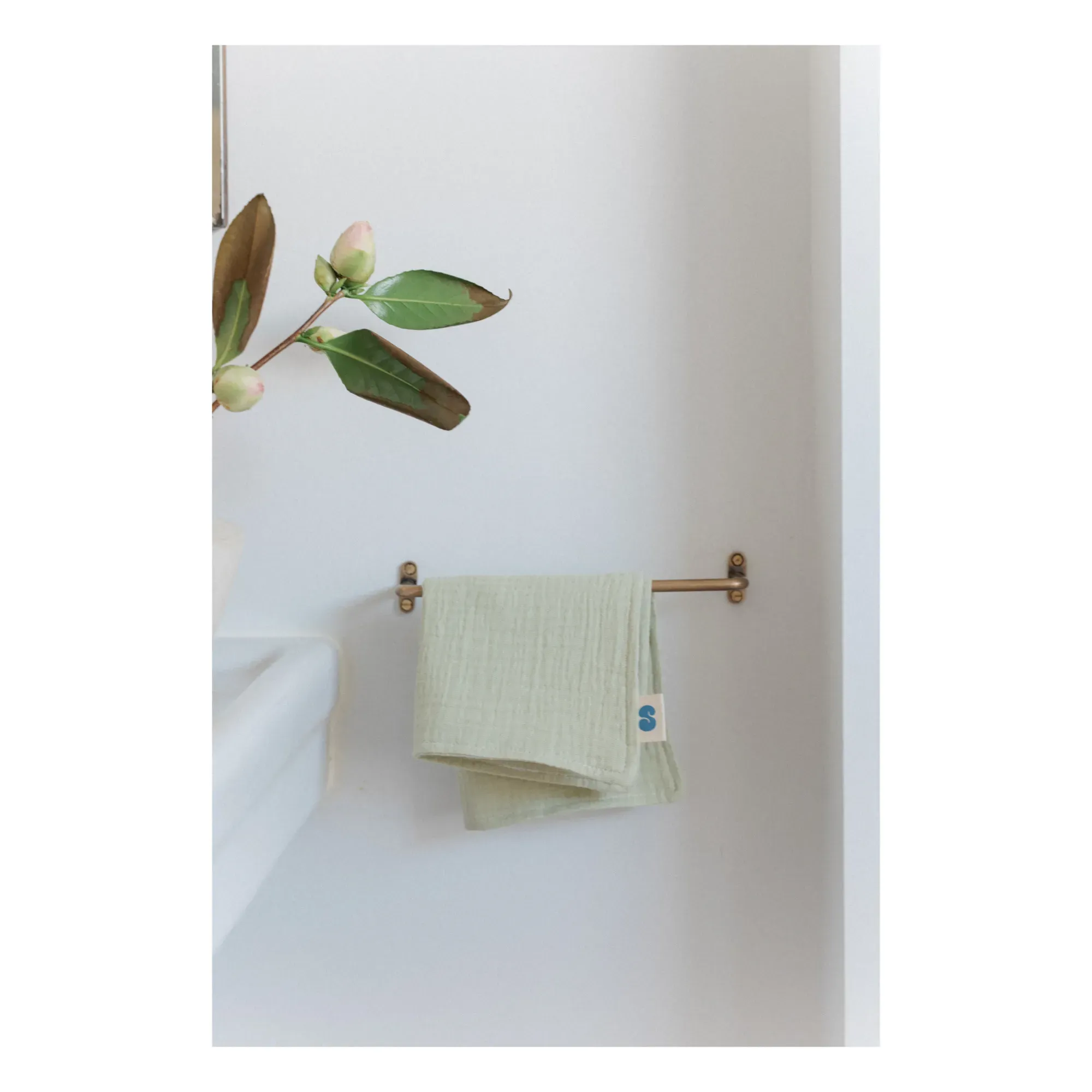 Pear Organic Cotton Towel Set of 7 - Multicoloured alternate view