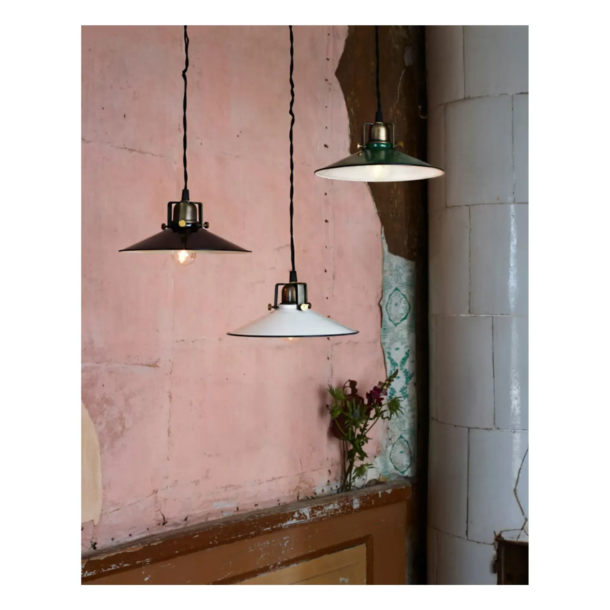 Herbert Hanging Lamp - Black, Iron alternate view