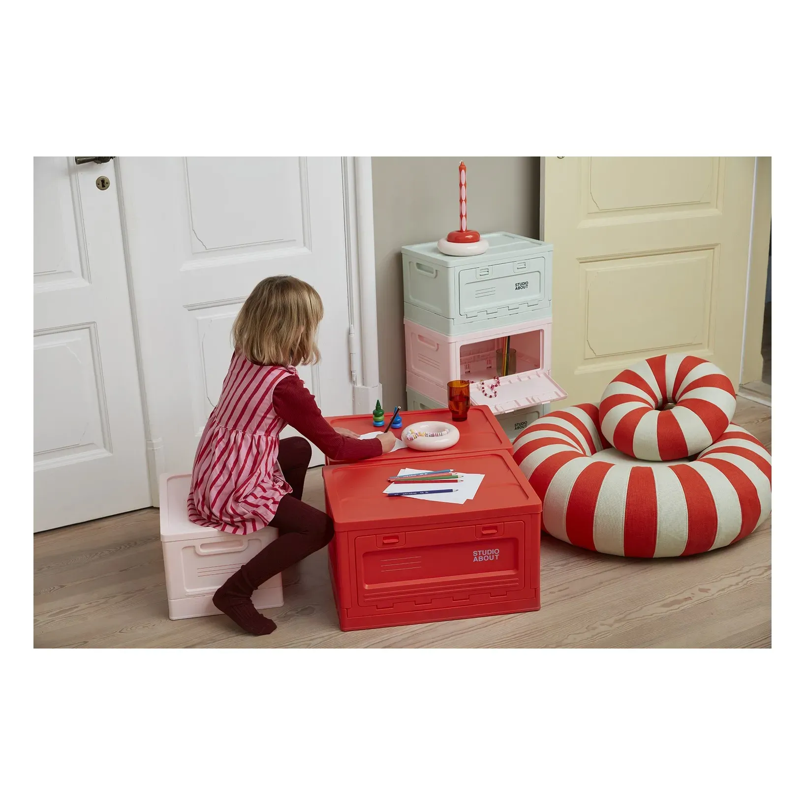 Float Donut-Shaped Pouf - Red, Polyester alternate view