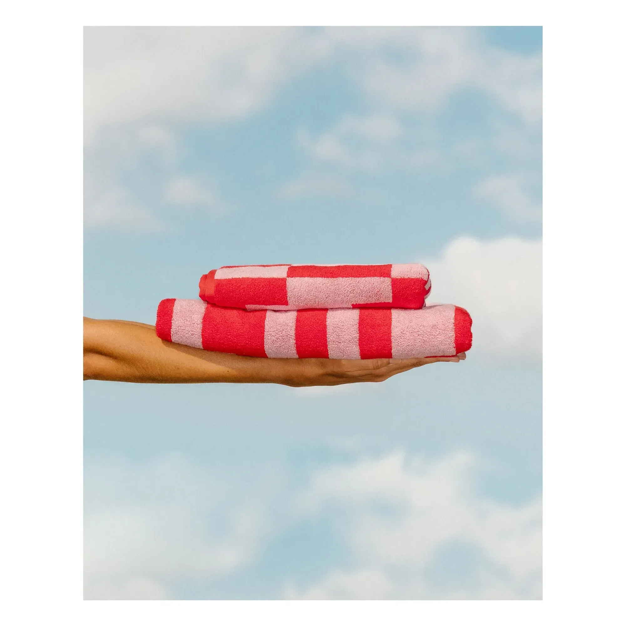 Poppy Guest Towel - Red, Cotton alternate view