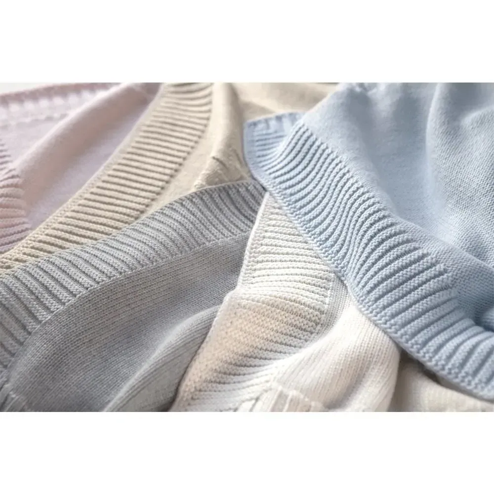 Hedgehog Plaid Blanket 75x100cm - Light Blue, Wool Acrylic alternate view