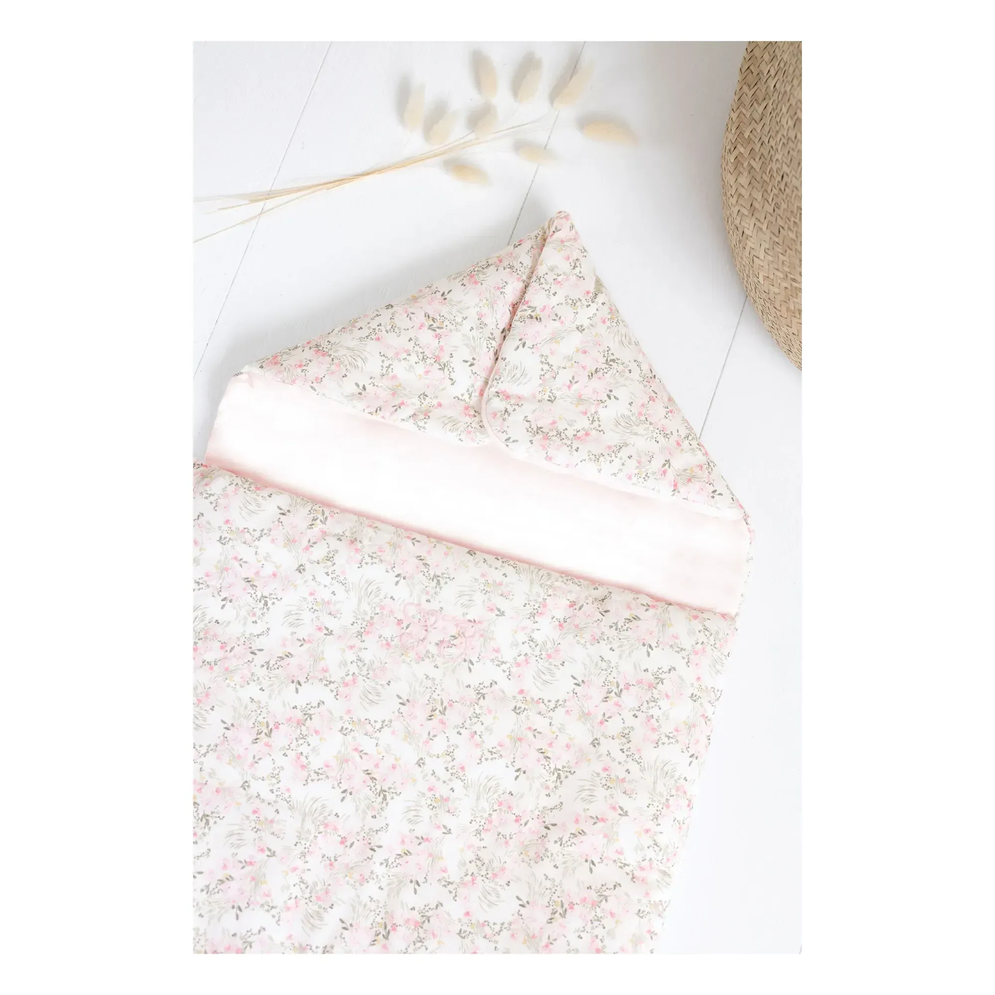 Winter Garden Angel's Nest - Pink, Cotton alternate view