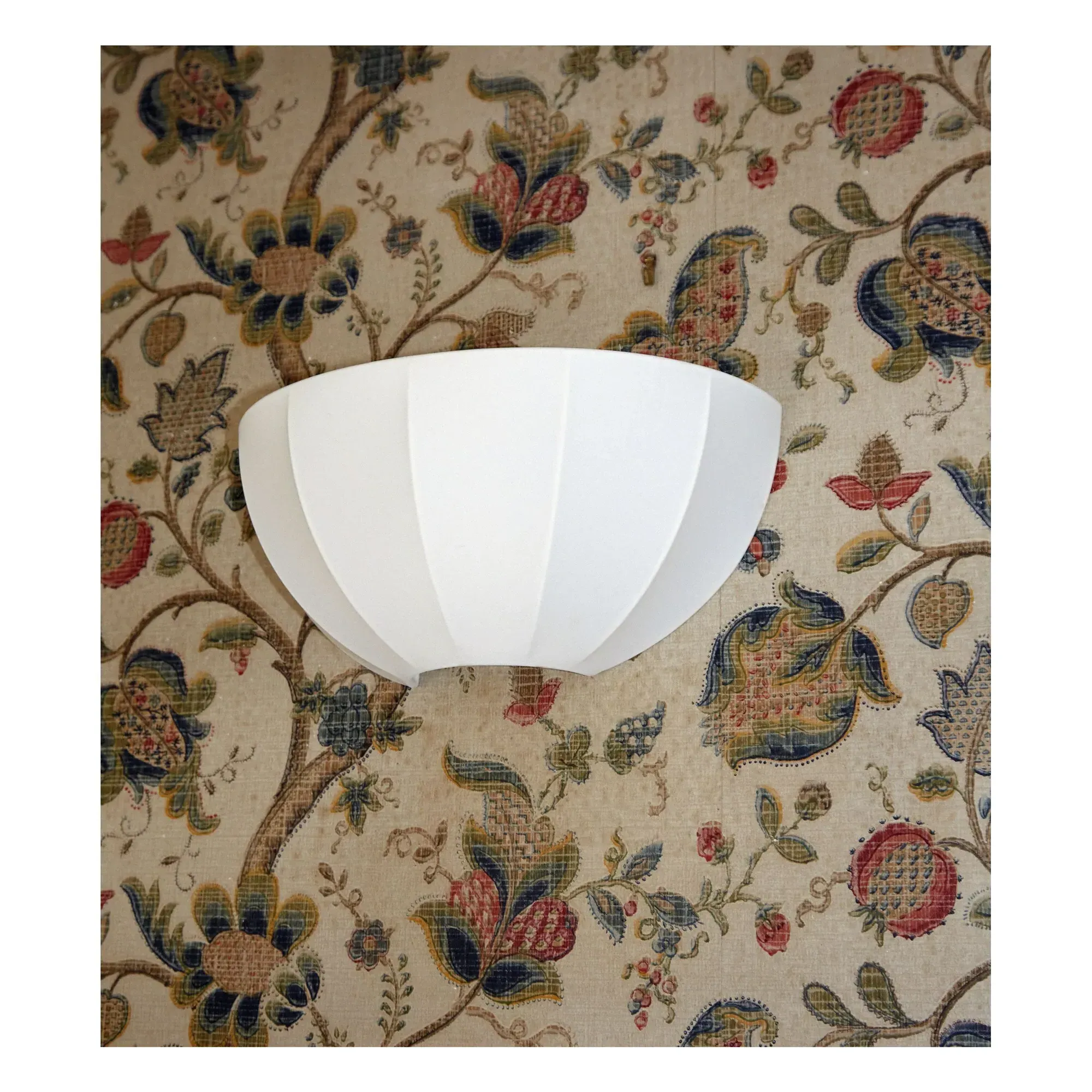 Duomo Wall Lamp - Cream, Fabric alternate view