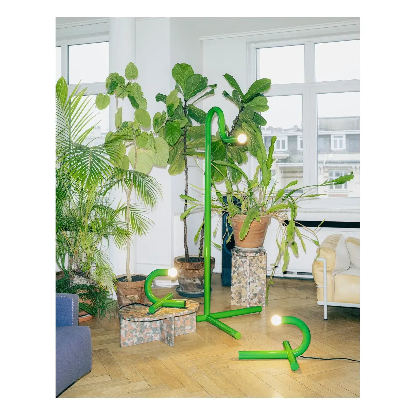 La Uno Floor Lamp - Green, Steel alternate view