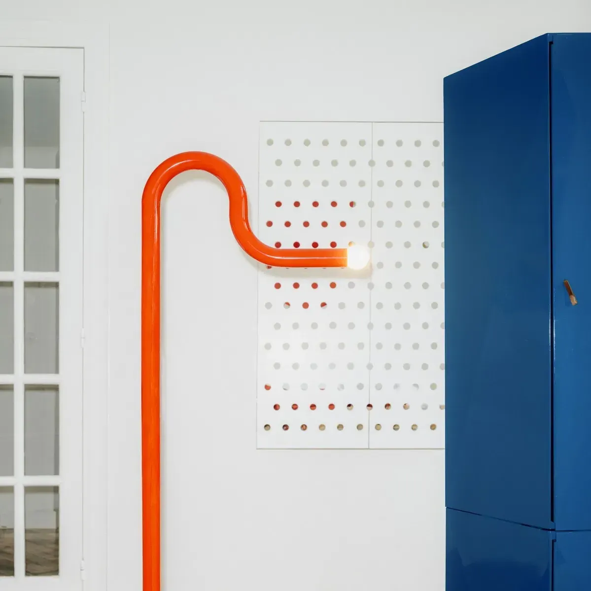 La Uno Floor Lamp - Red, Steel alternate view