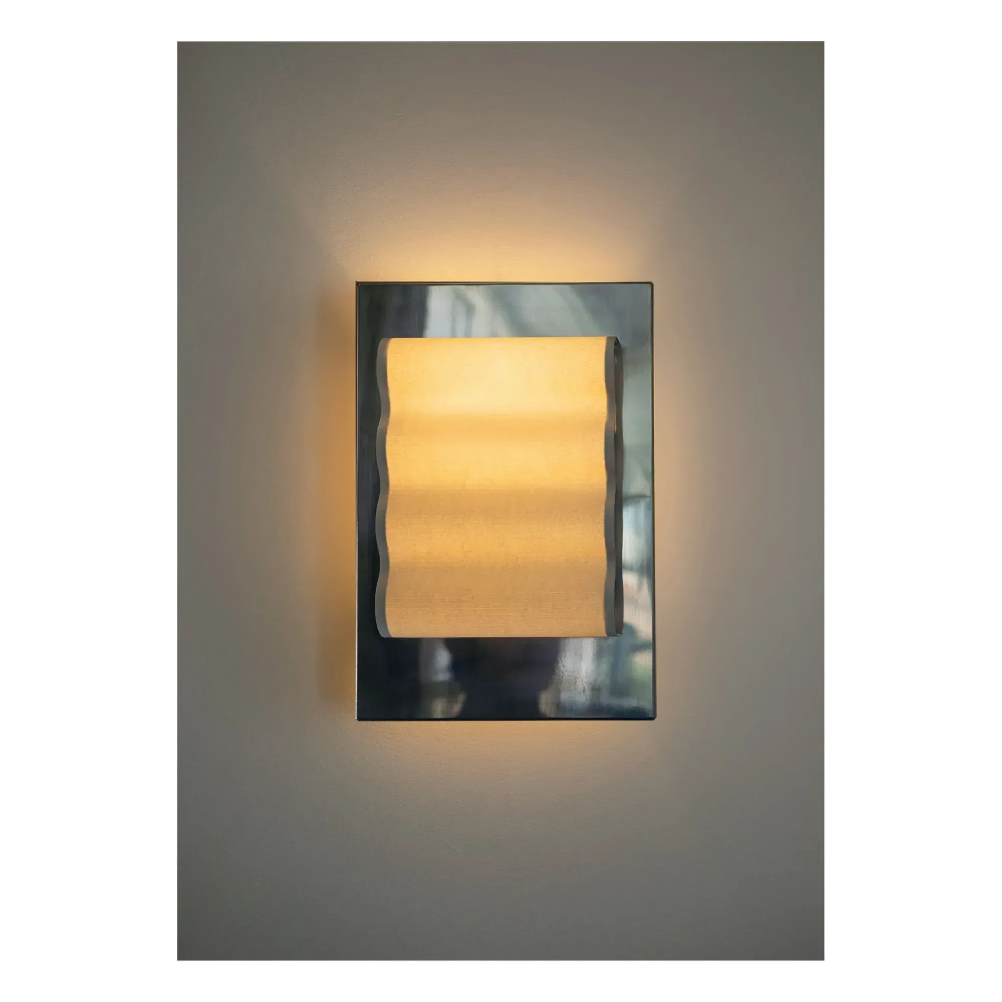 Frame Wave Wall Lamp - Silver, Aluminium alternate view
