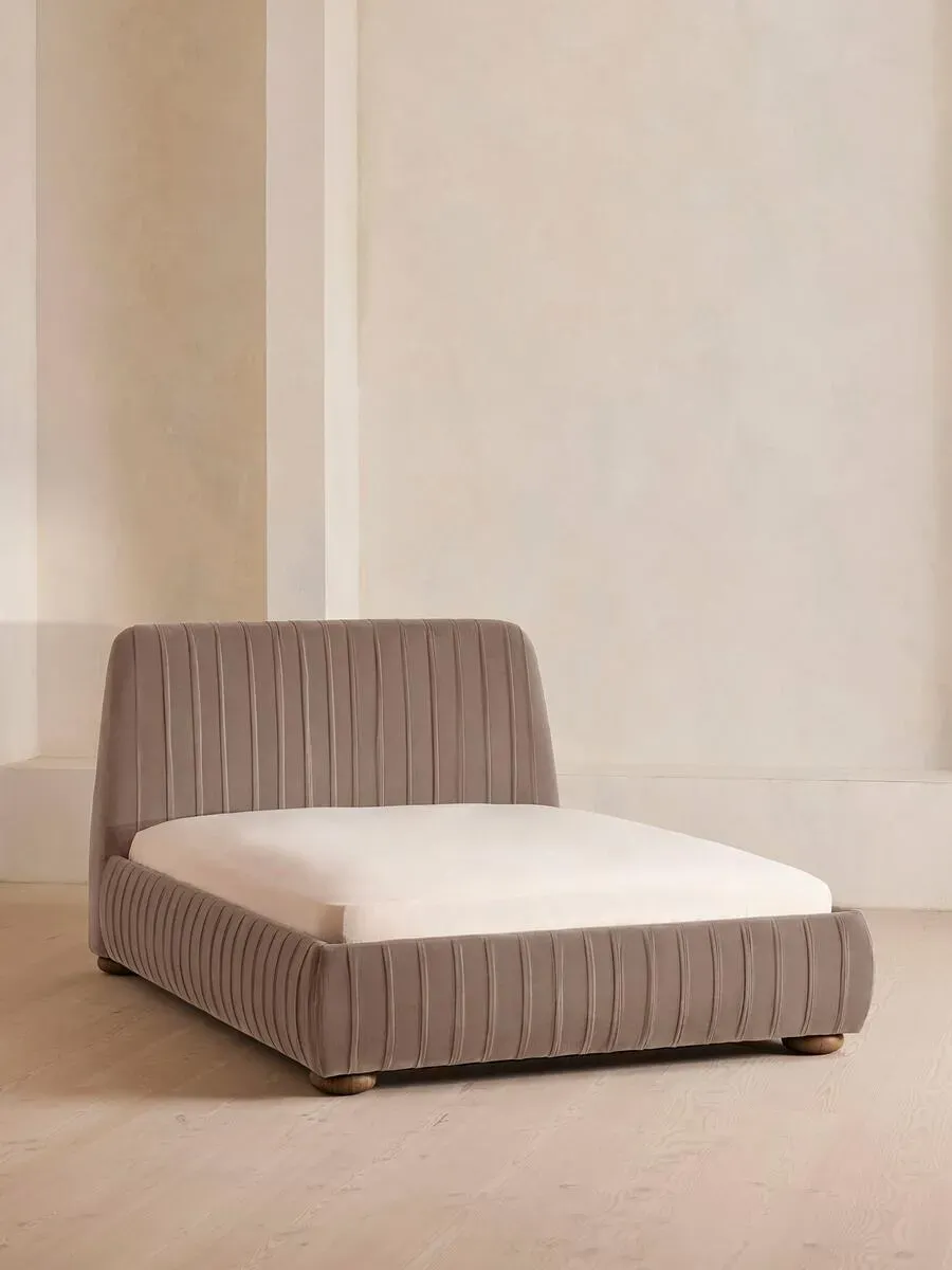 vivienne-bed-super-king-velvet-taupe image