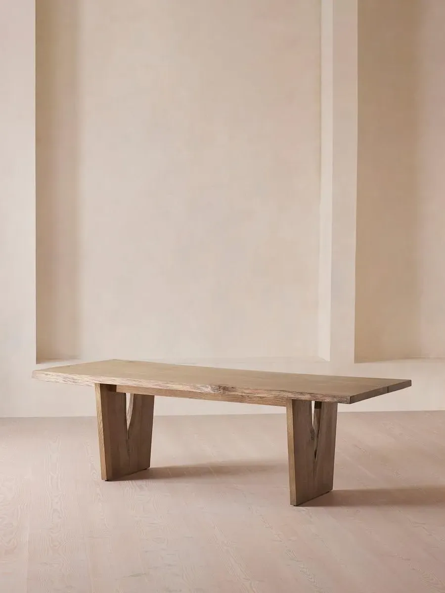 Calne Dining Table - Aged Oak, Pippy Oak product