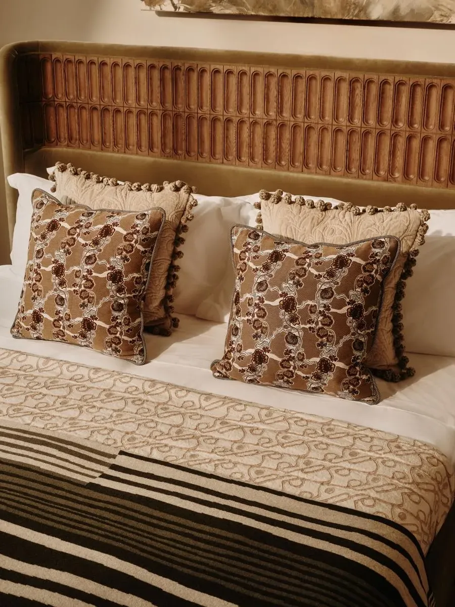 Square Cushion with Floral Pattern - Woven product