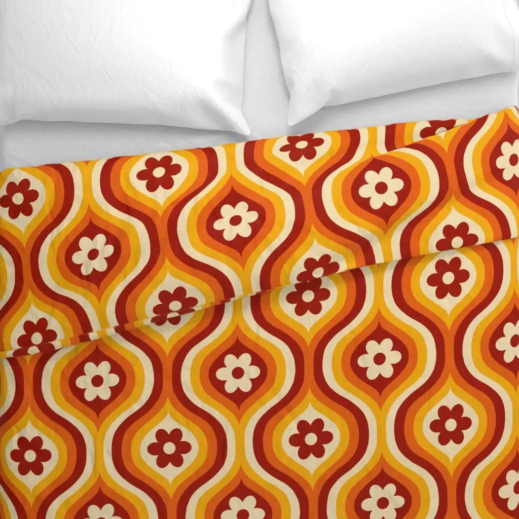 70S Groovy Daisy Ogee Duvet Cover - Dark Orange alternate view