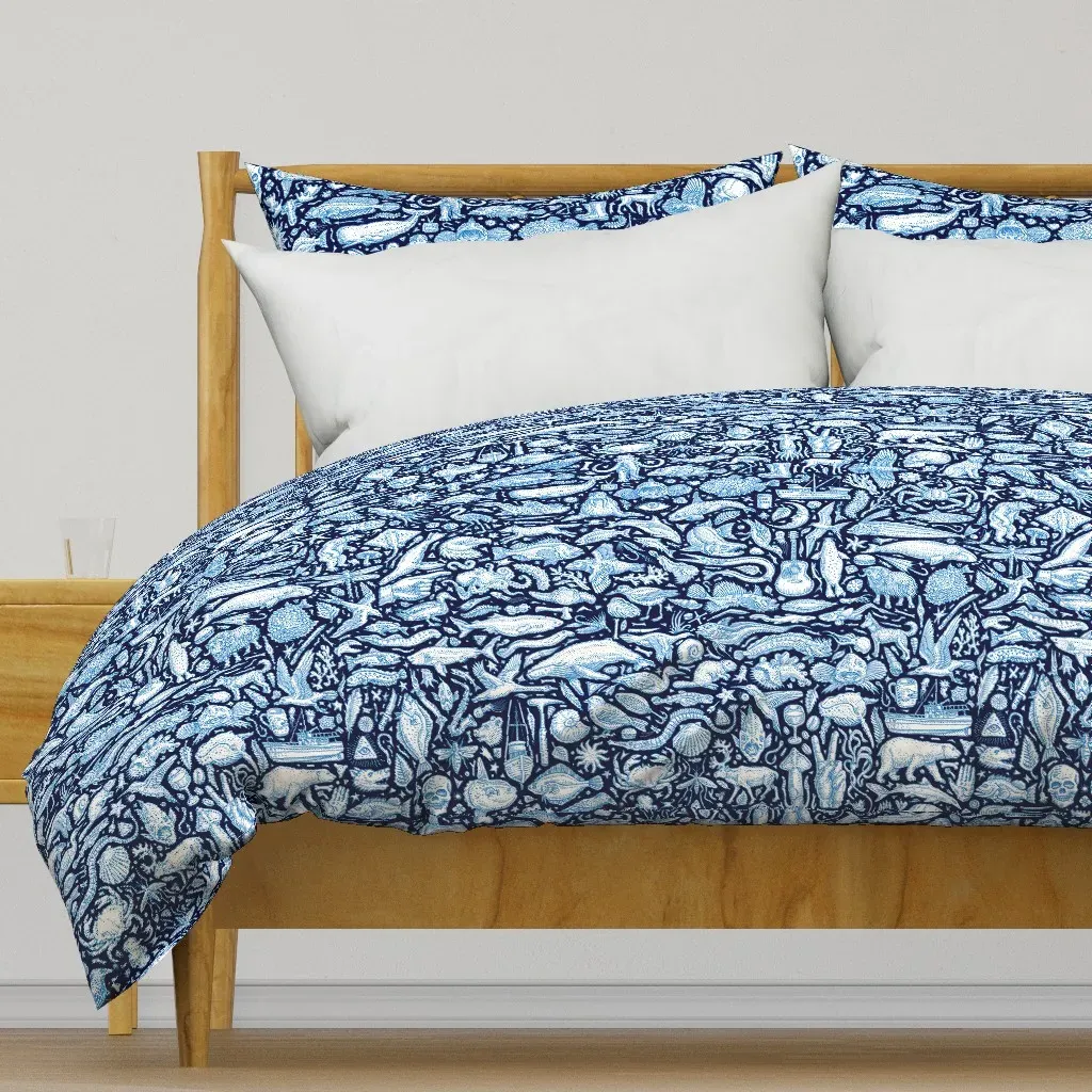 Alaska Wild Life Duvet Cover - Light Blue product